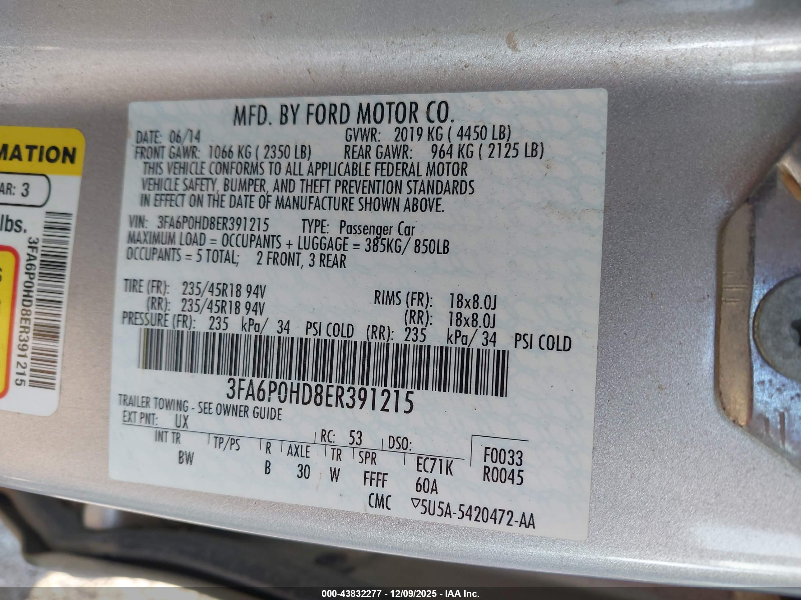 FORD FUSION image 9