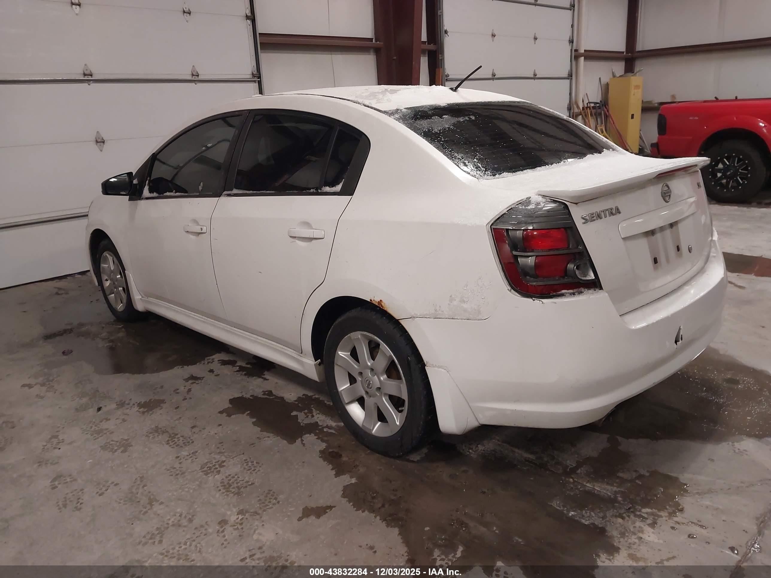 NISSAN SENTRA image 3
