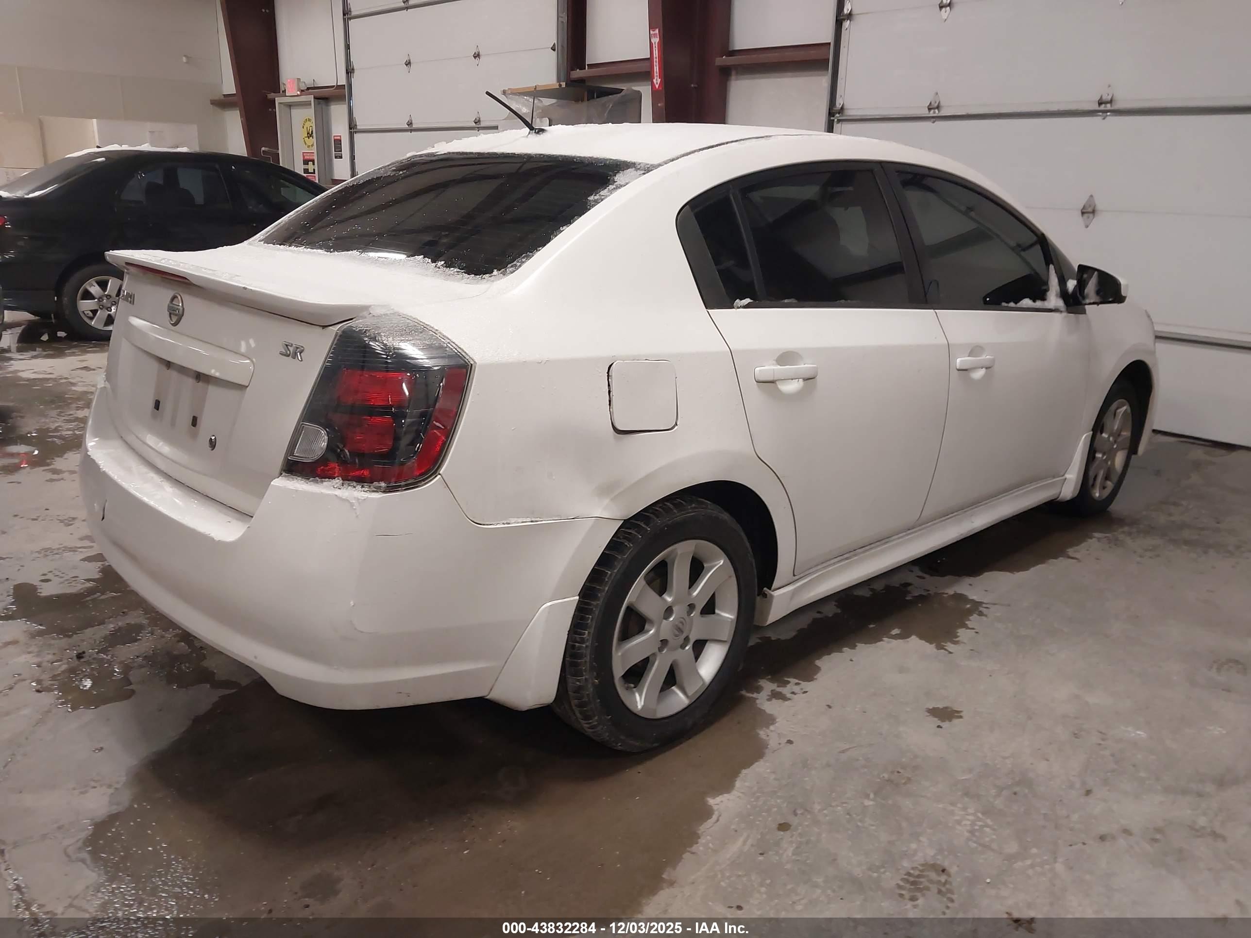 NISSAN SENTRA image 4