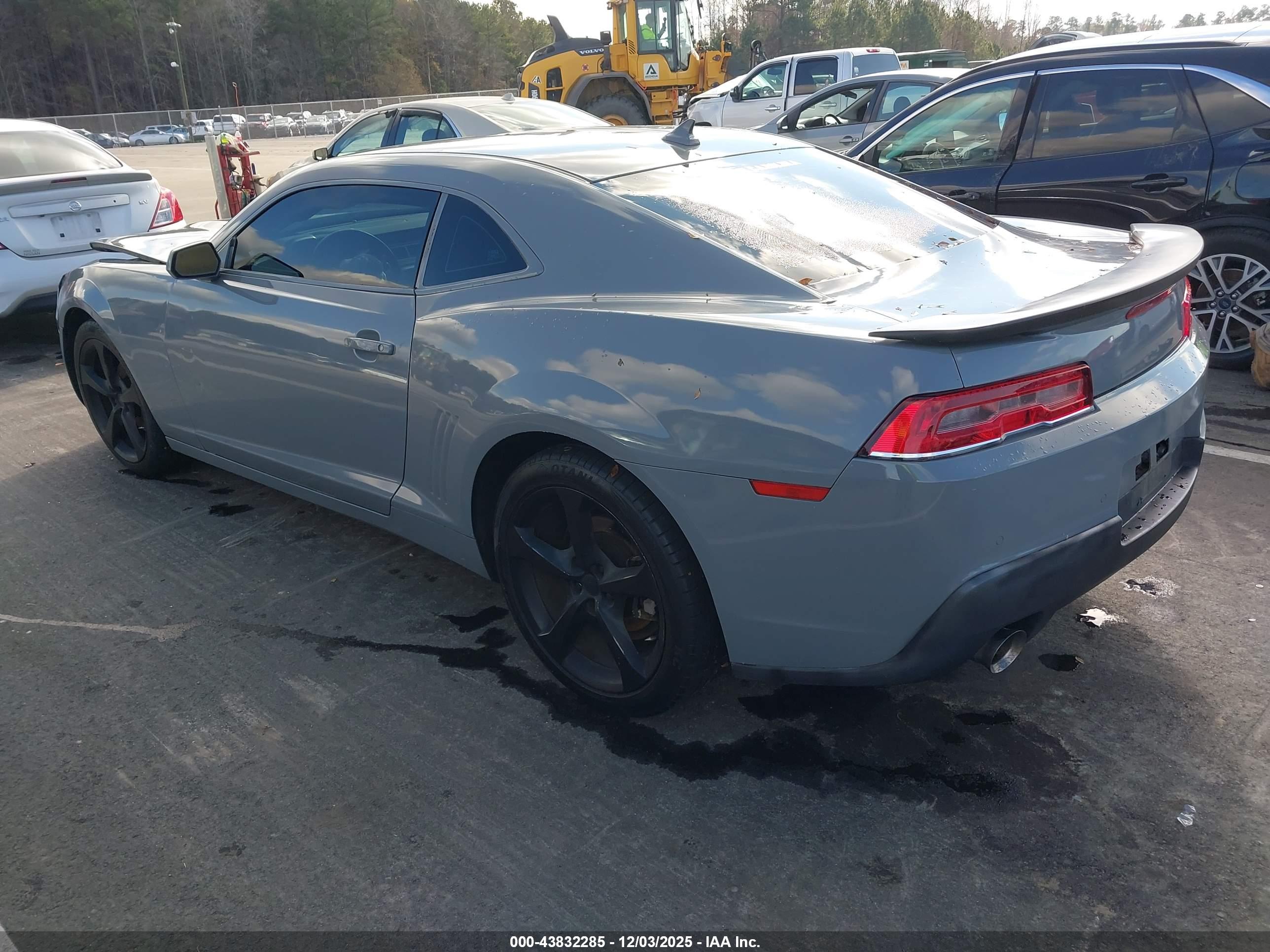 CHEVROLET CAMARO image 3