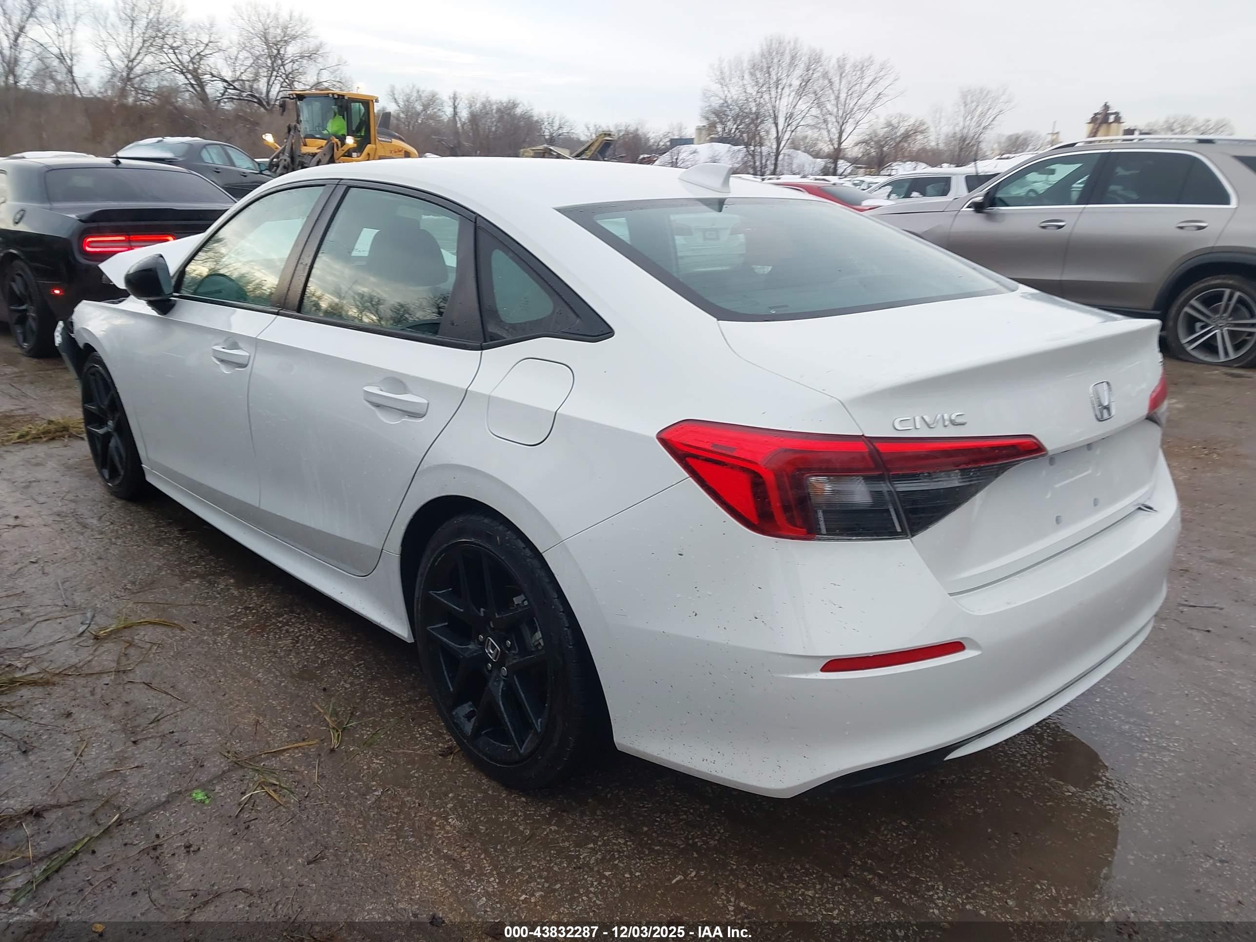 HONDA CIVIC image 3
