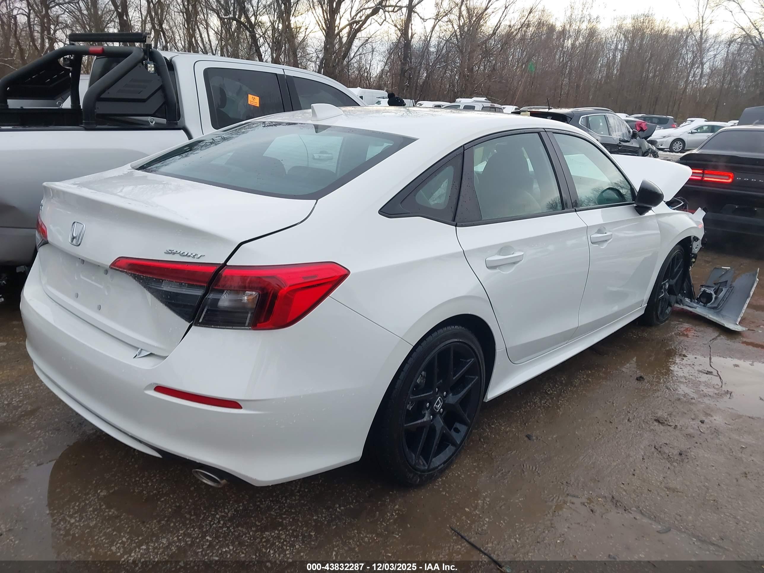 HONDA CIVIC image 4