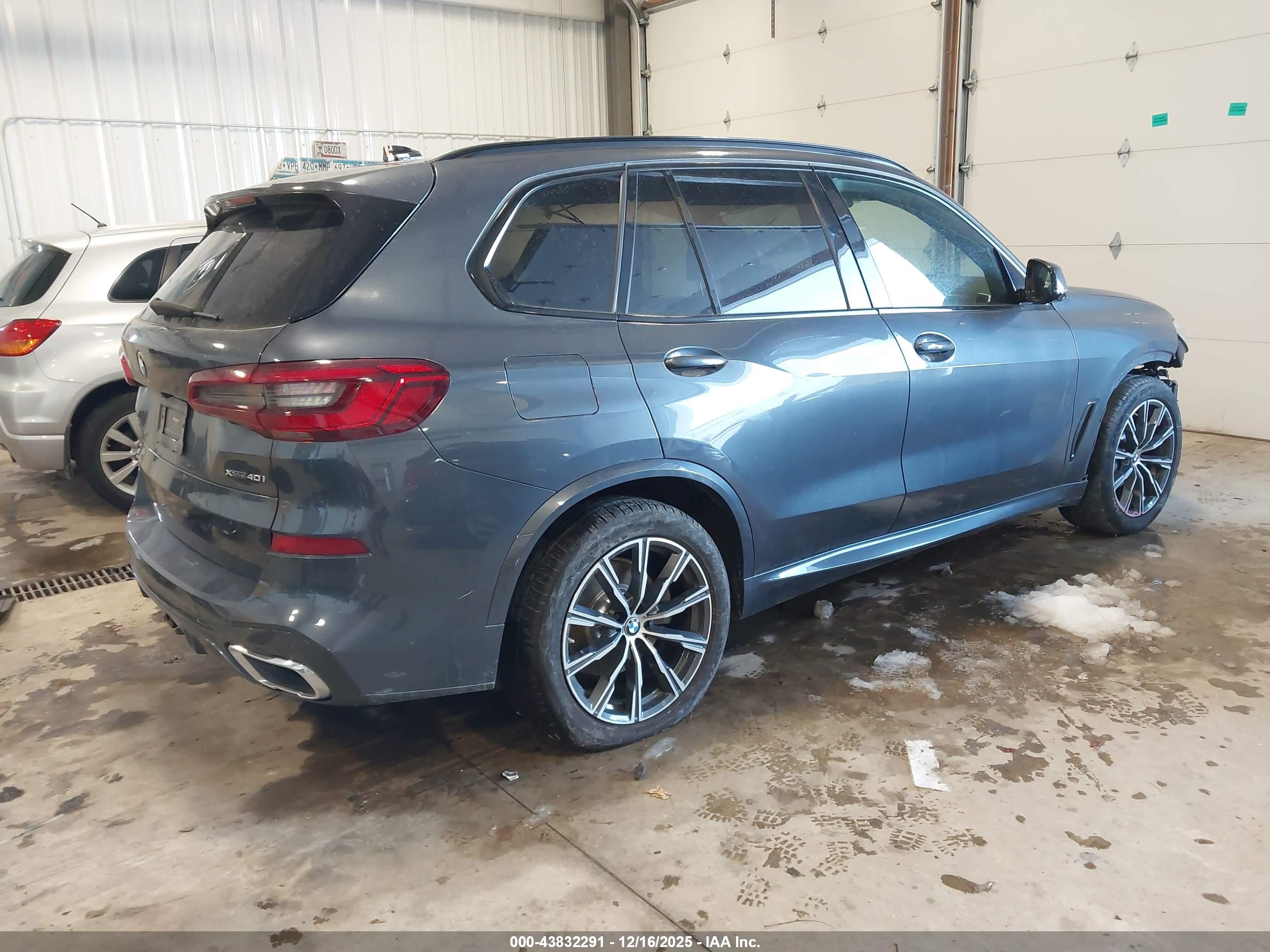 BMW X5 image 4