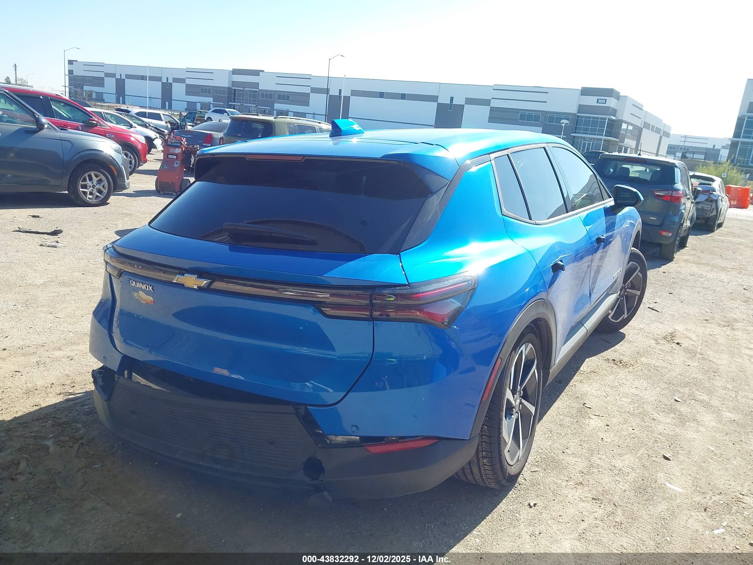 CHEVROLET EQUINOX image 4