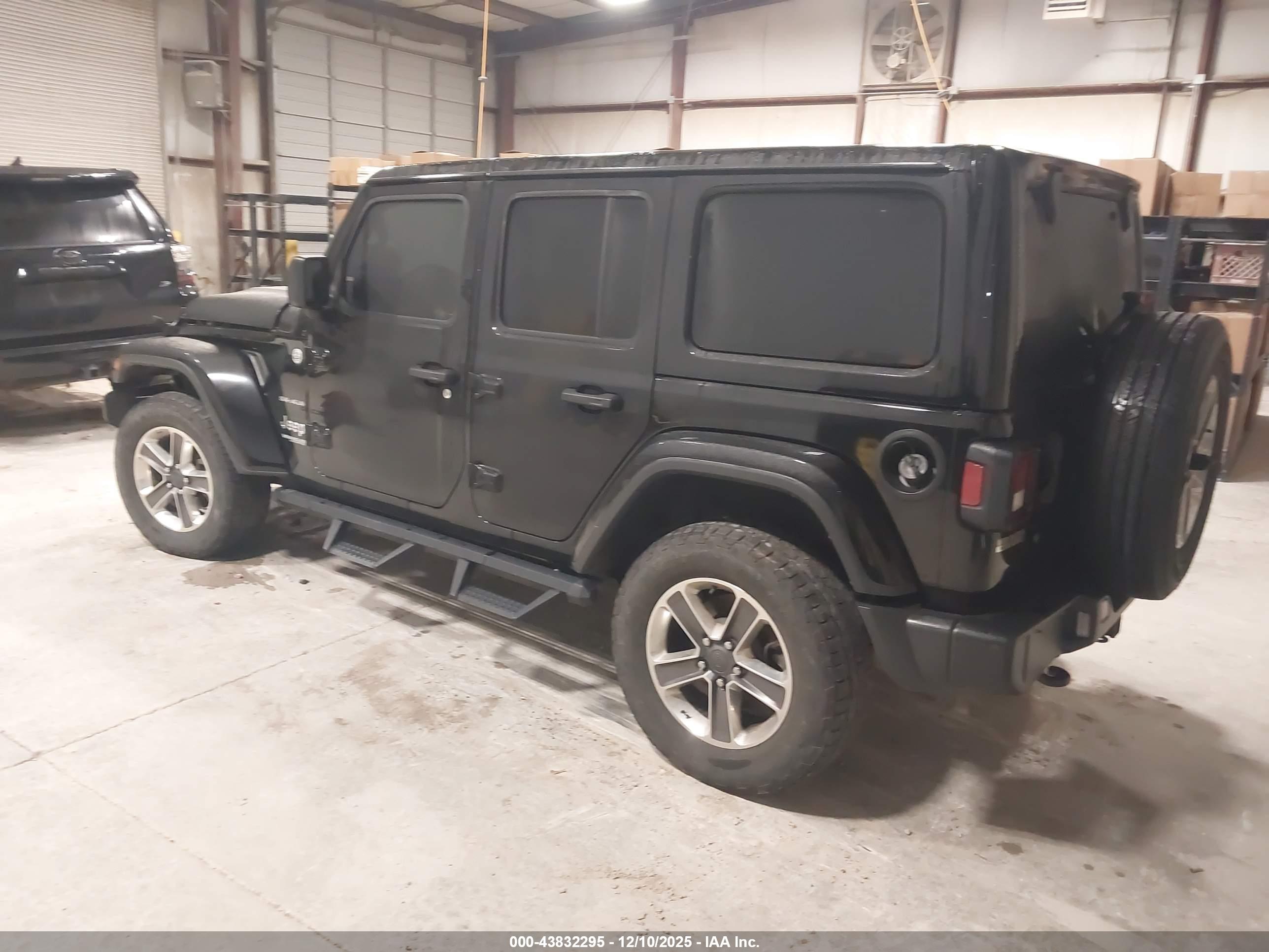 JEEP WRANGLER image 3