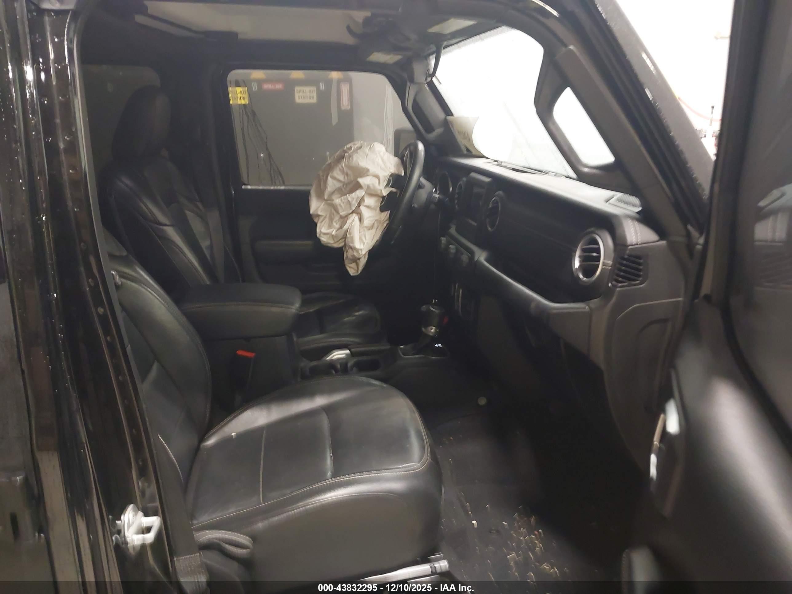 JEEP WRANGLER image 5