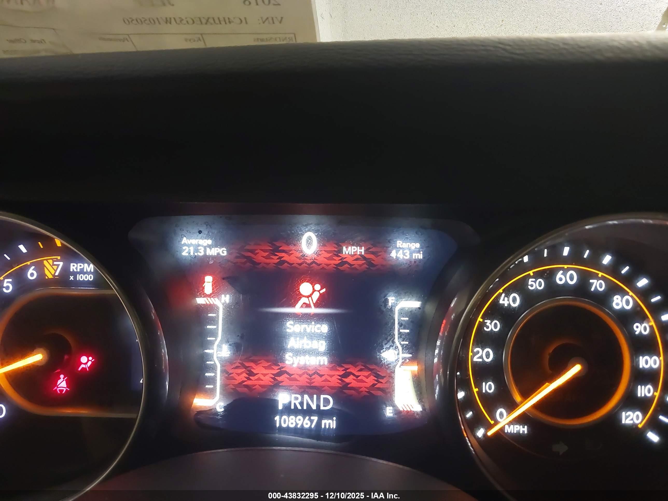 JEEP WRANGLER image 7