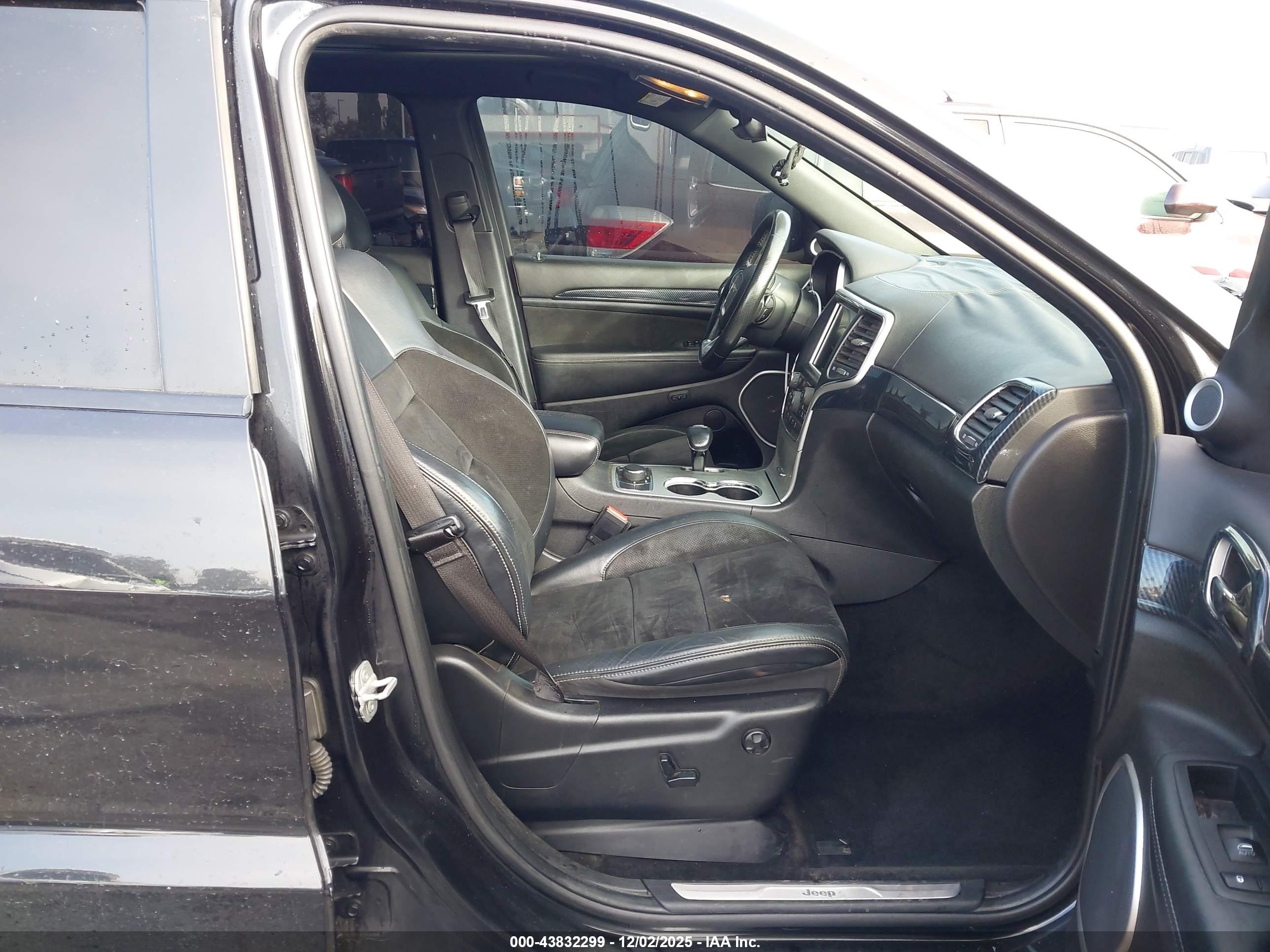 JEEP GRAND image 5