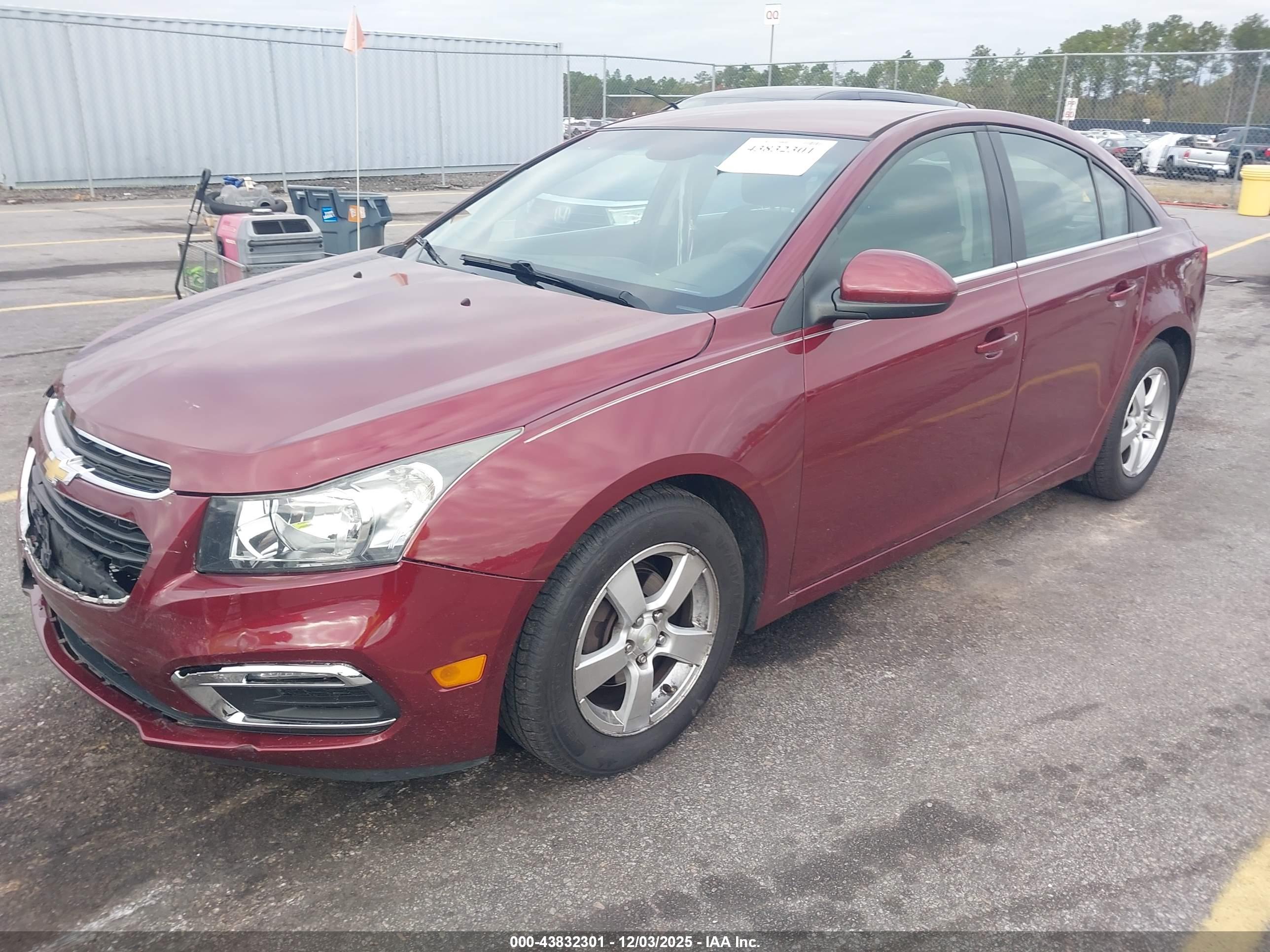 CHEVROLET CRUZE image 2