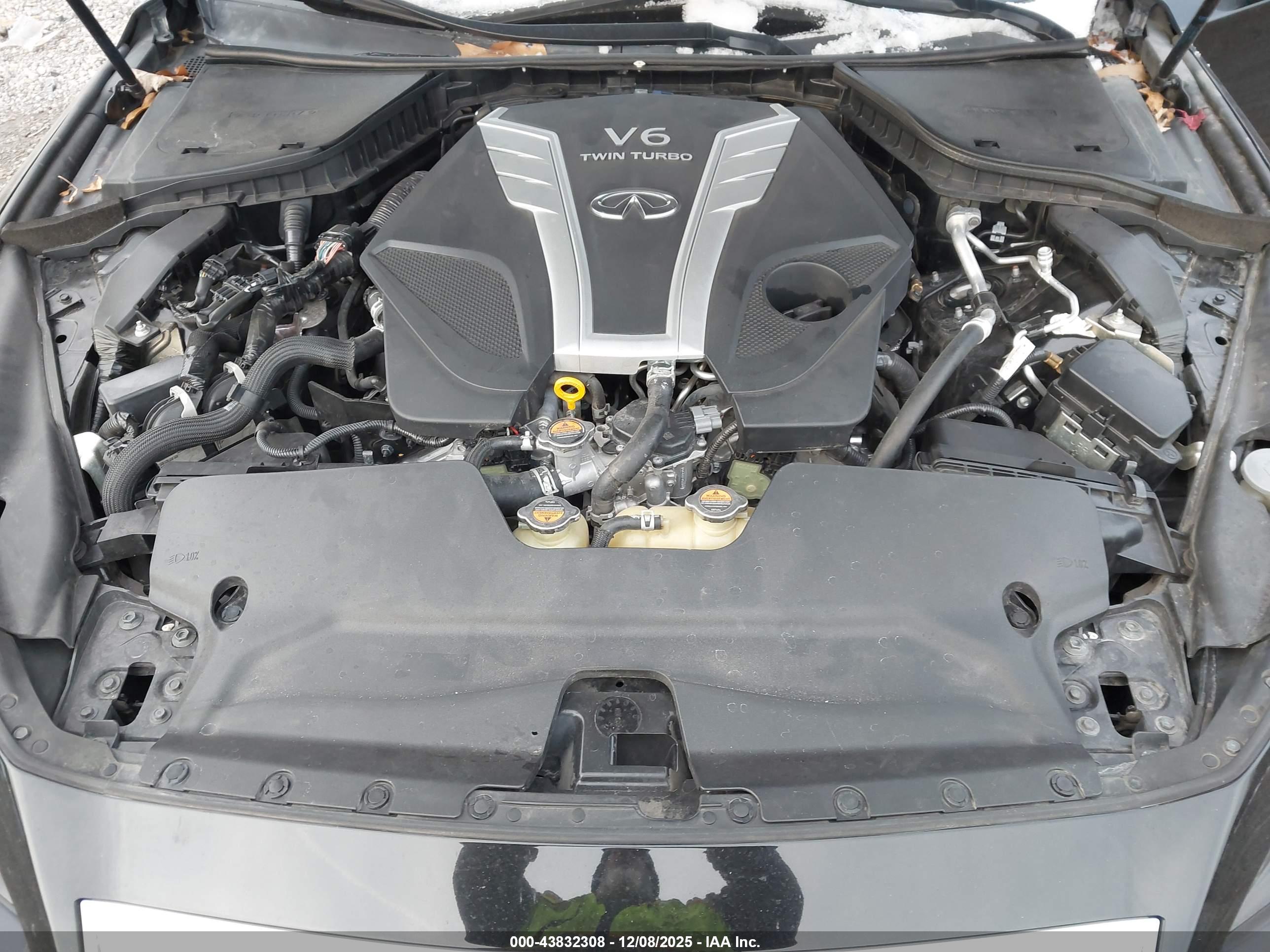 INFINITI Q50 image 10