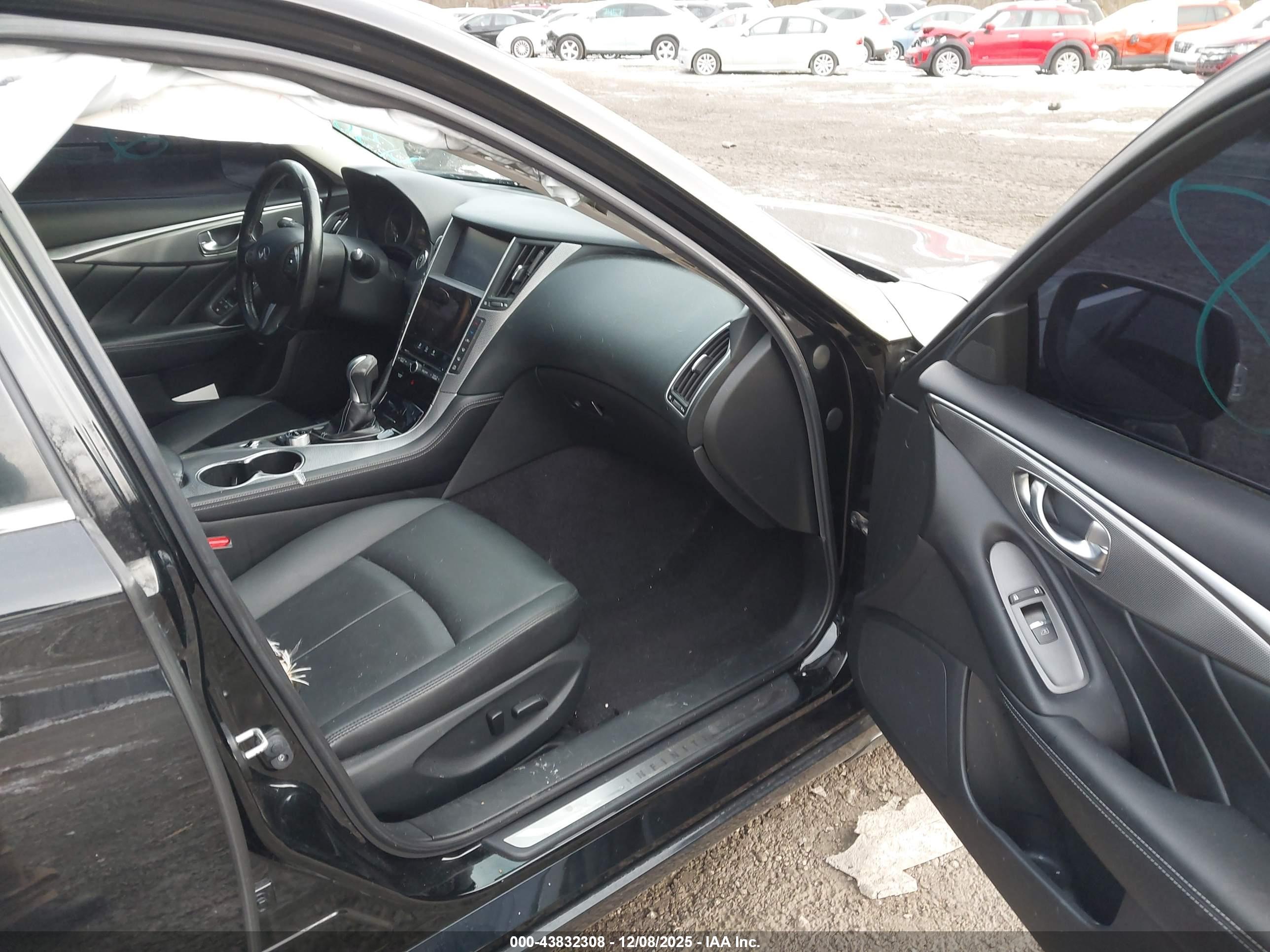 INFINITI Q50 image 5