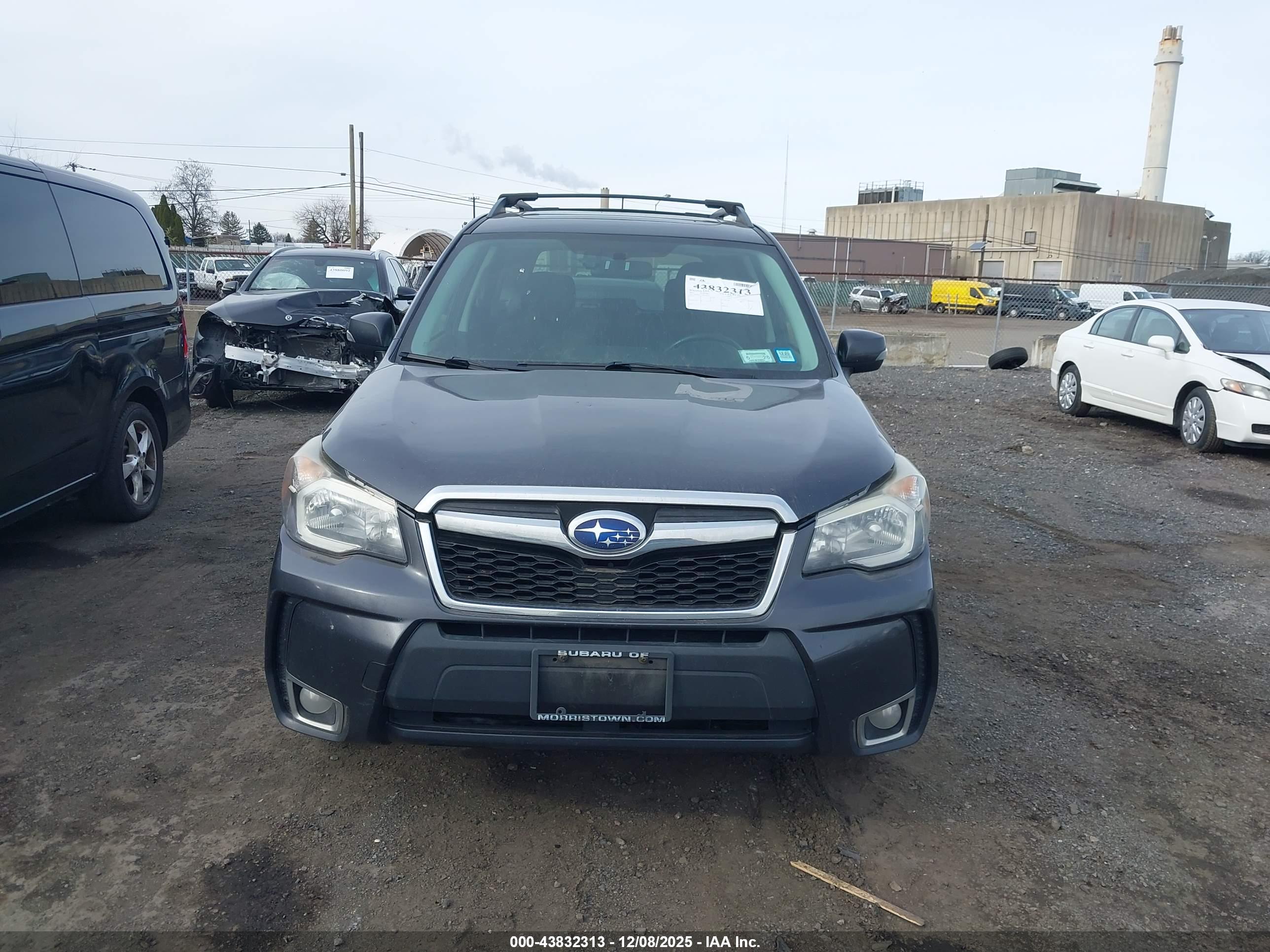 SUBARU FORESTER image 6