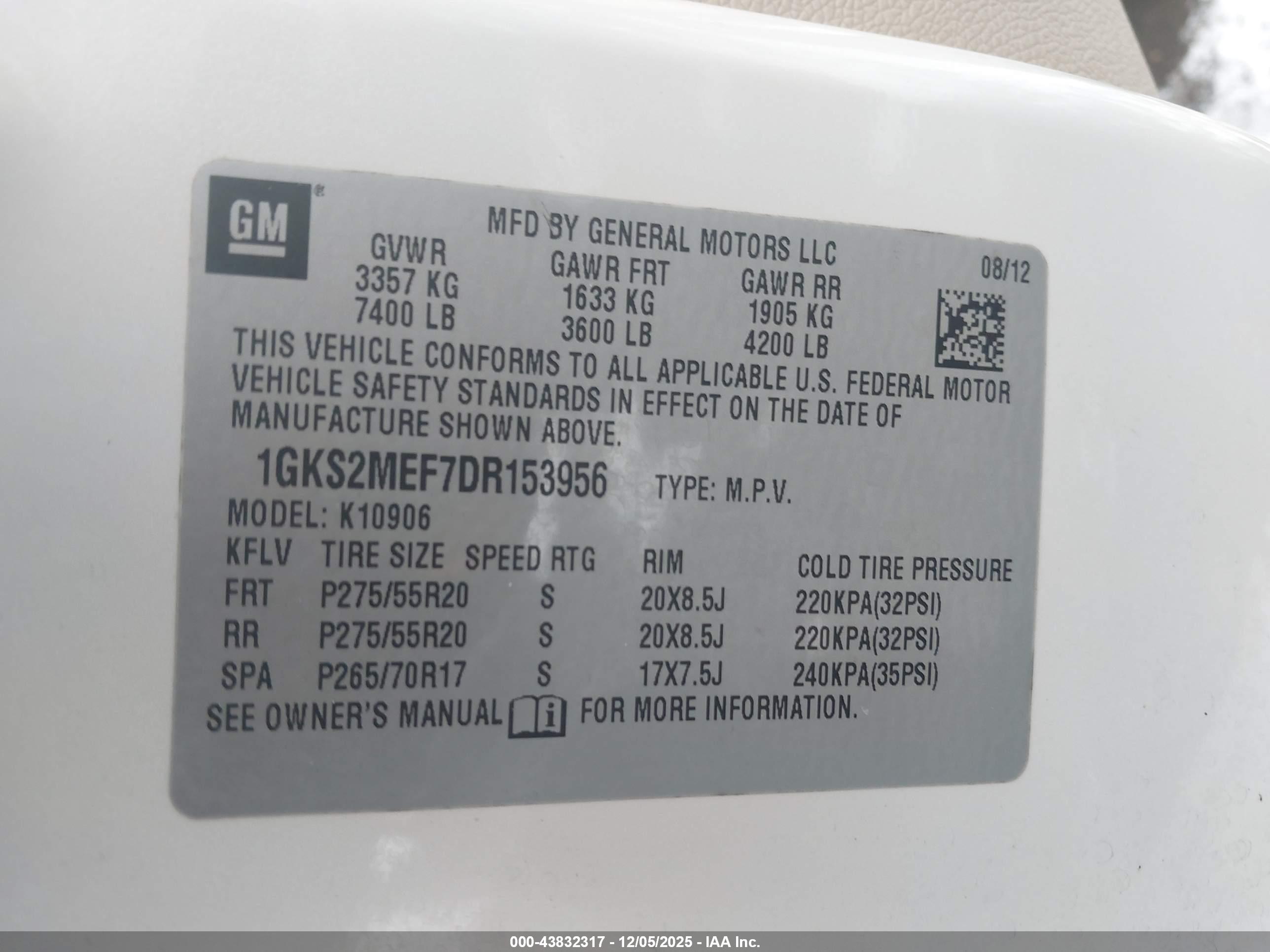 GMC YUKON image 9