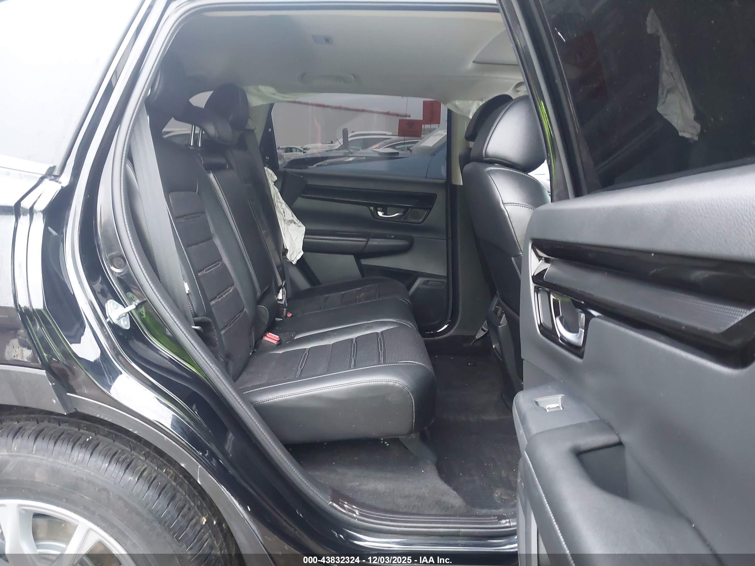 HONDA CR-V image 8