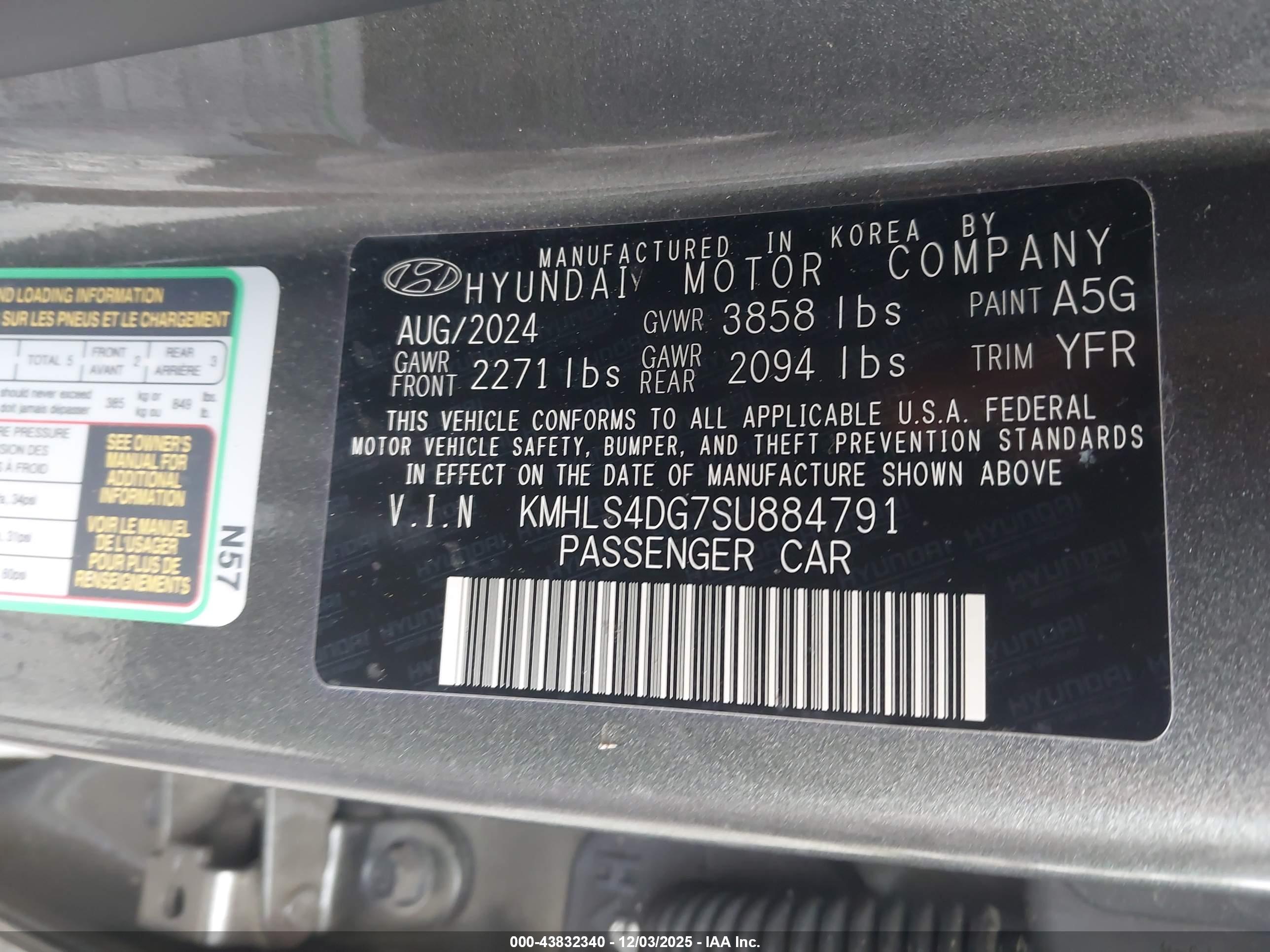 HYUNDAI ELANTRA image 9