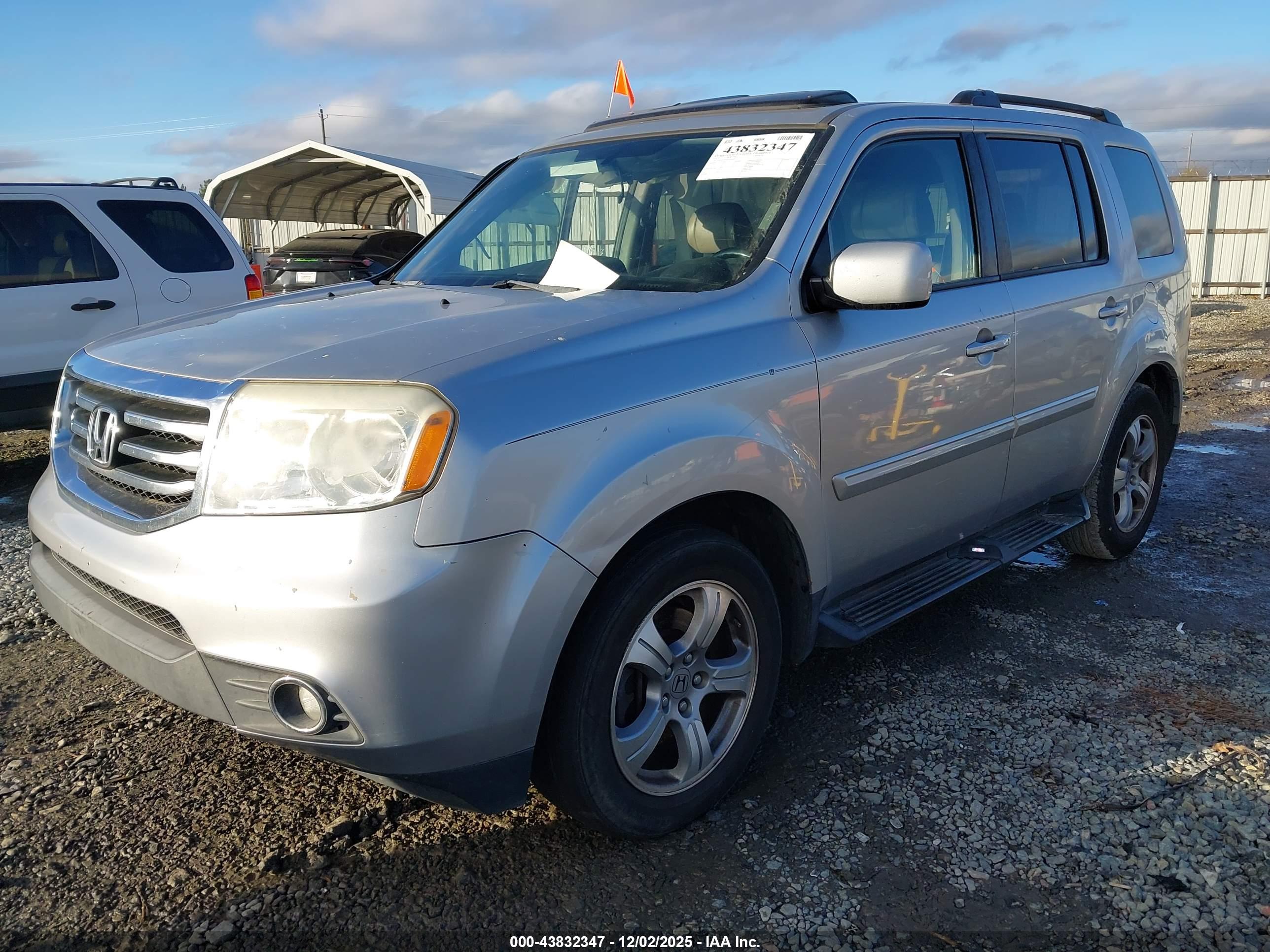 HONDA PILOT image 2
