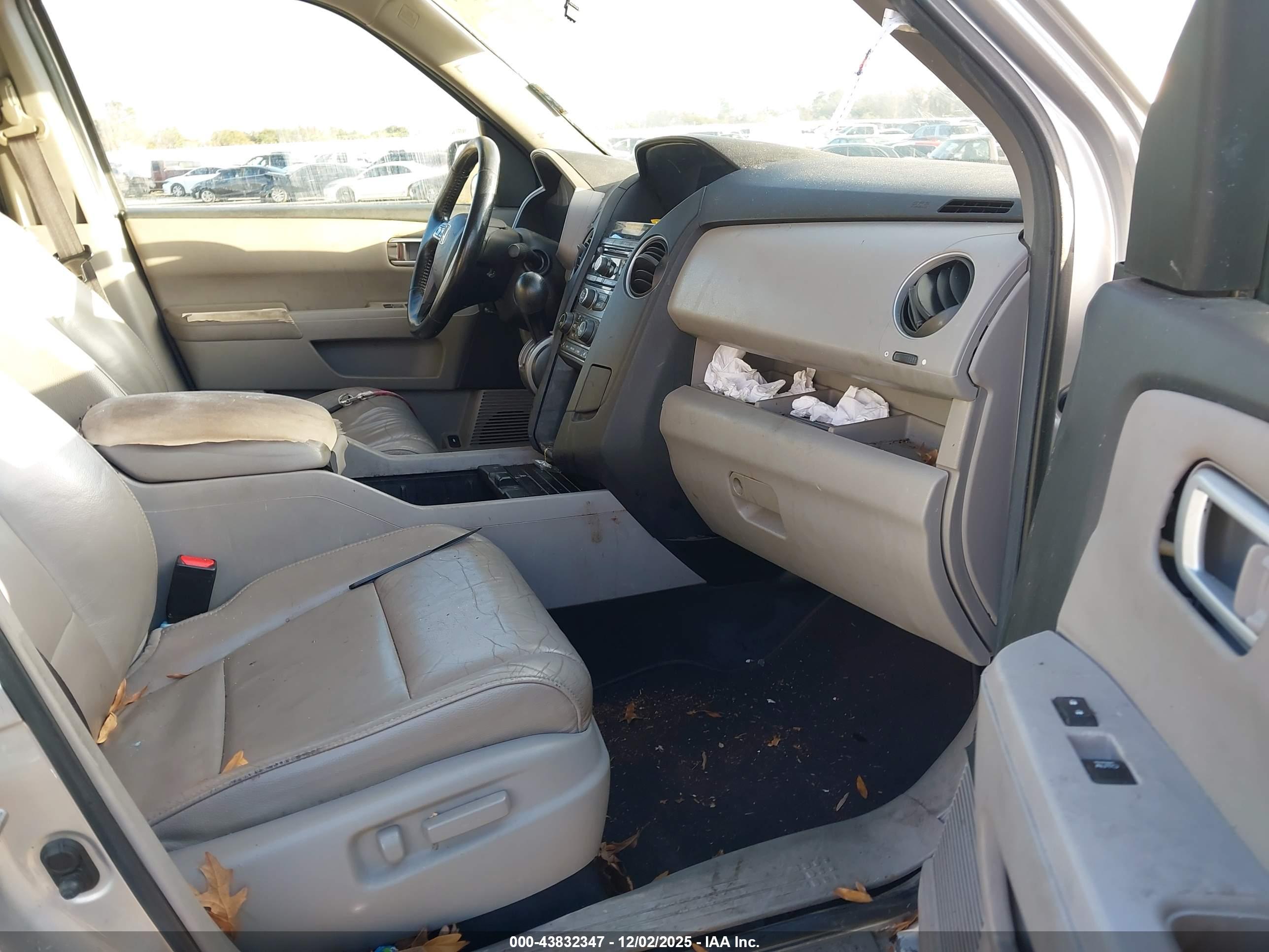 HONDA PILOT image 5