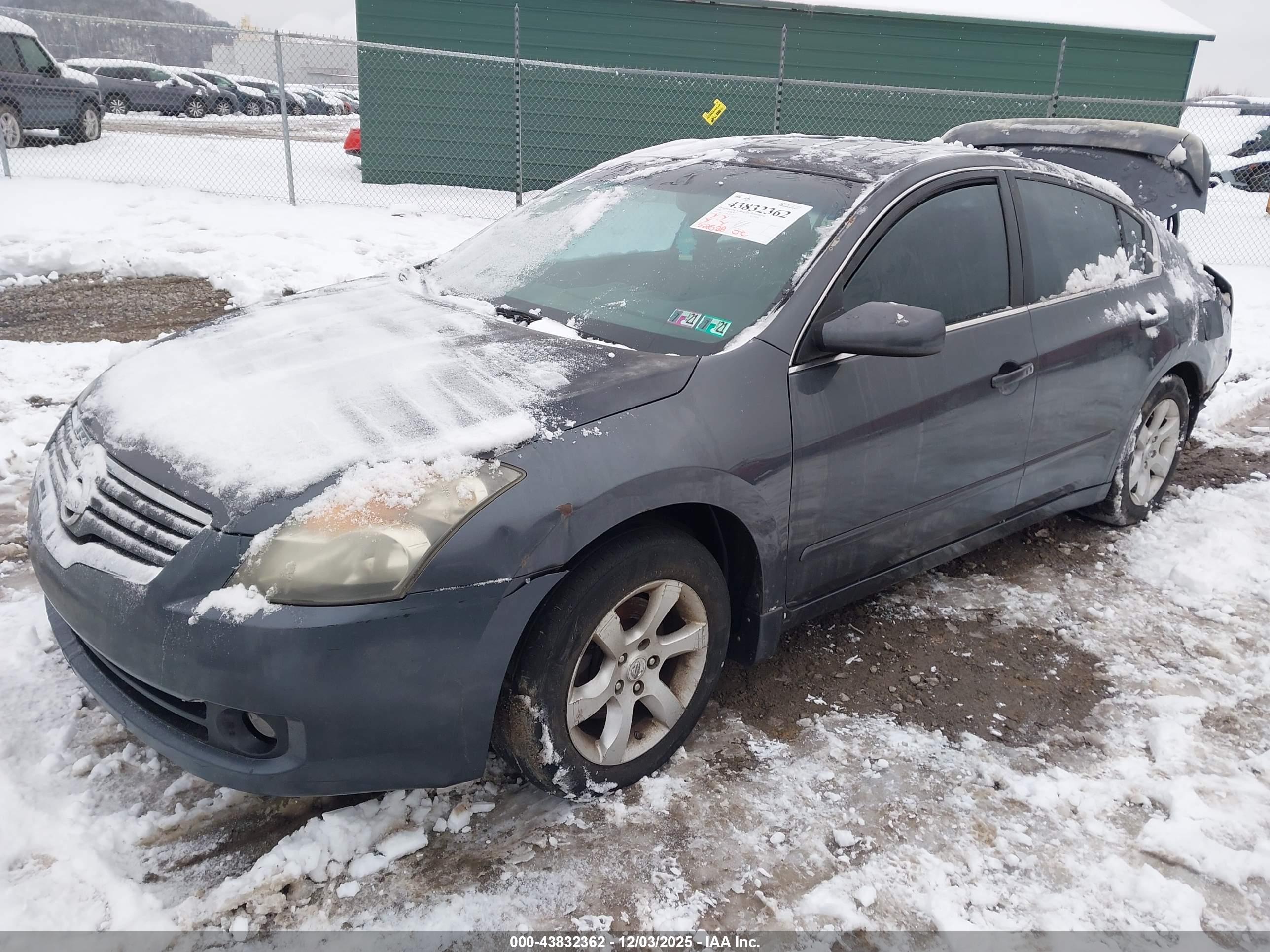 NISSAN ALTIMA image 2