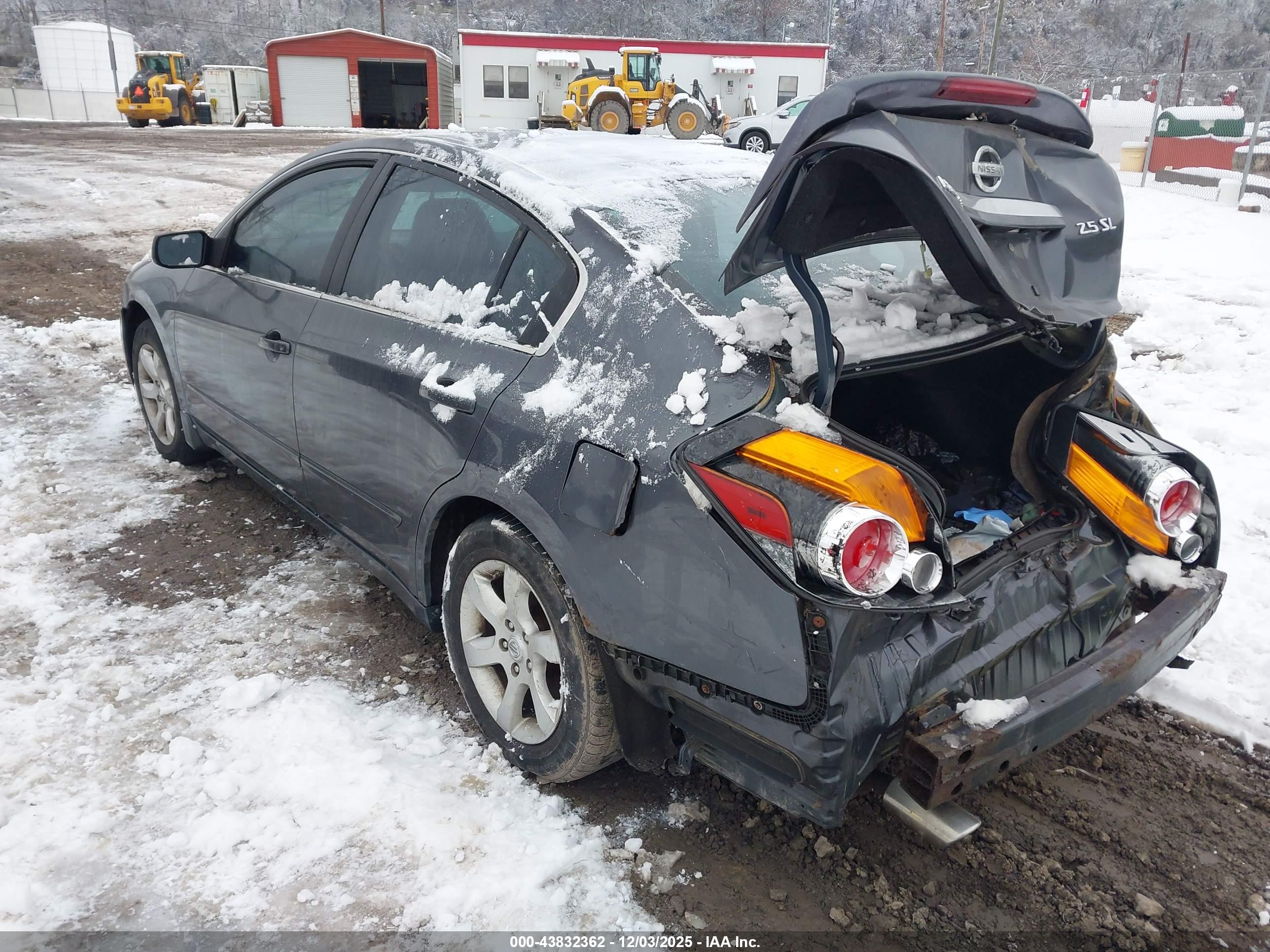 NISSAN ALTIMA image 3