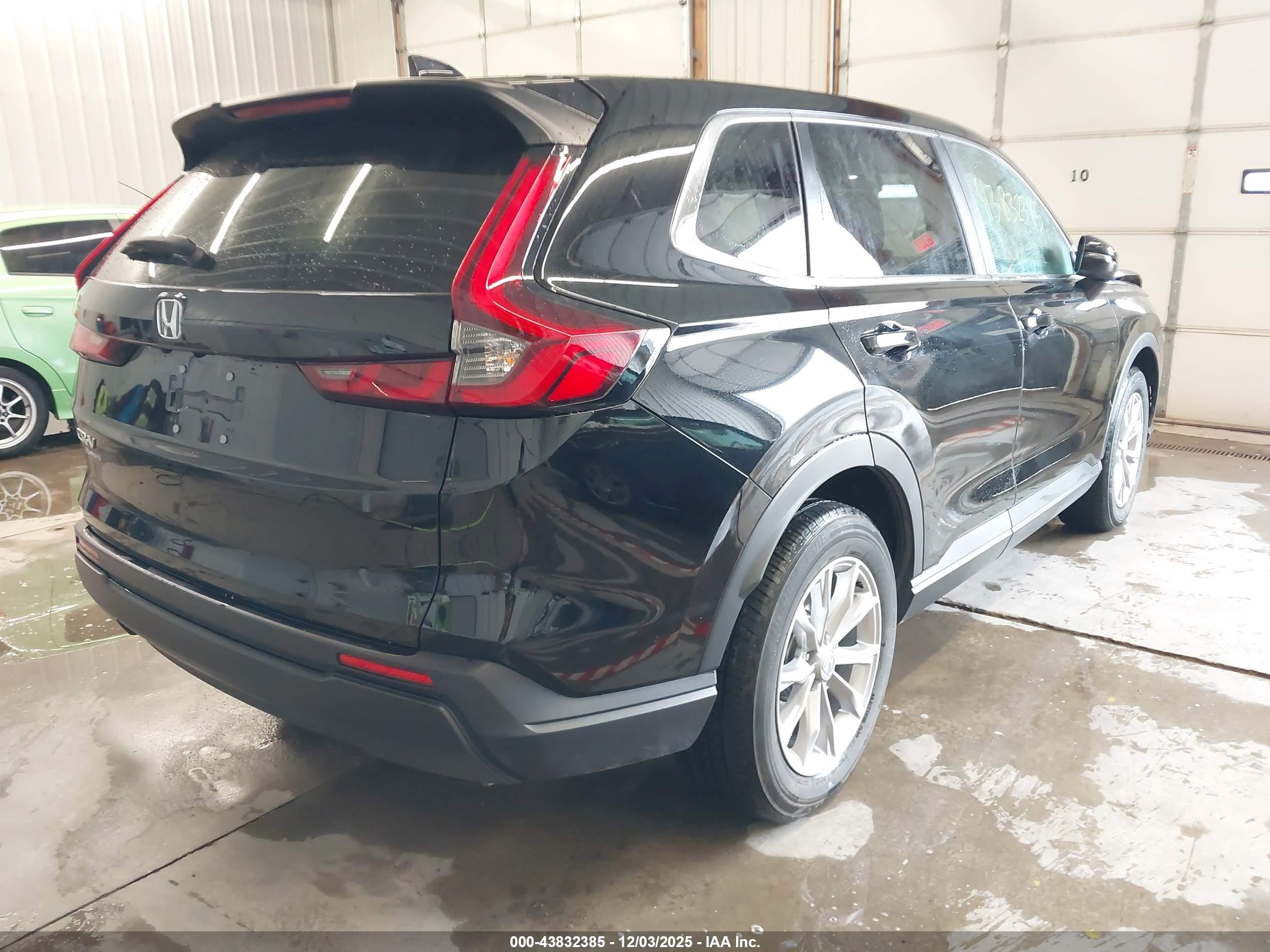 HONDA CR-V image 4