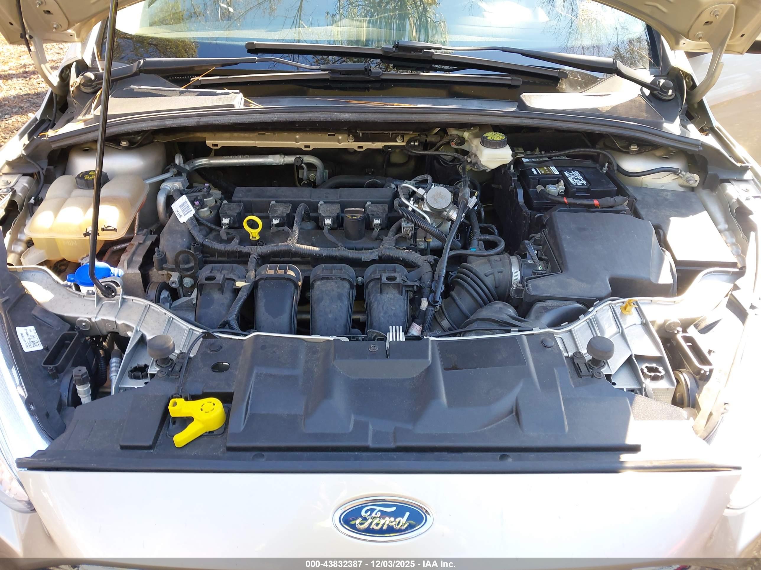 FORD FOCUS image 10