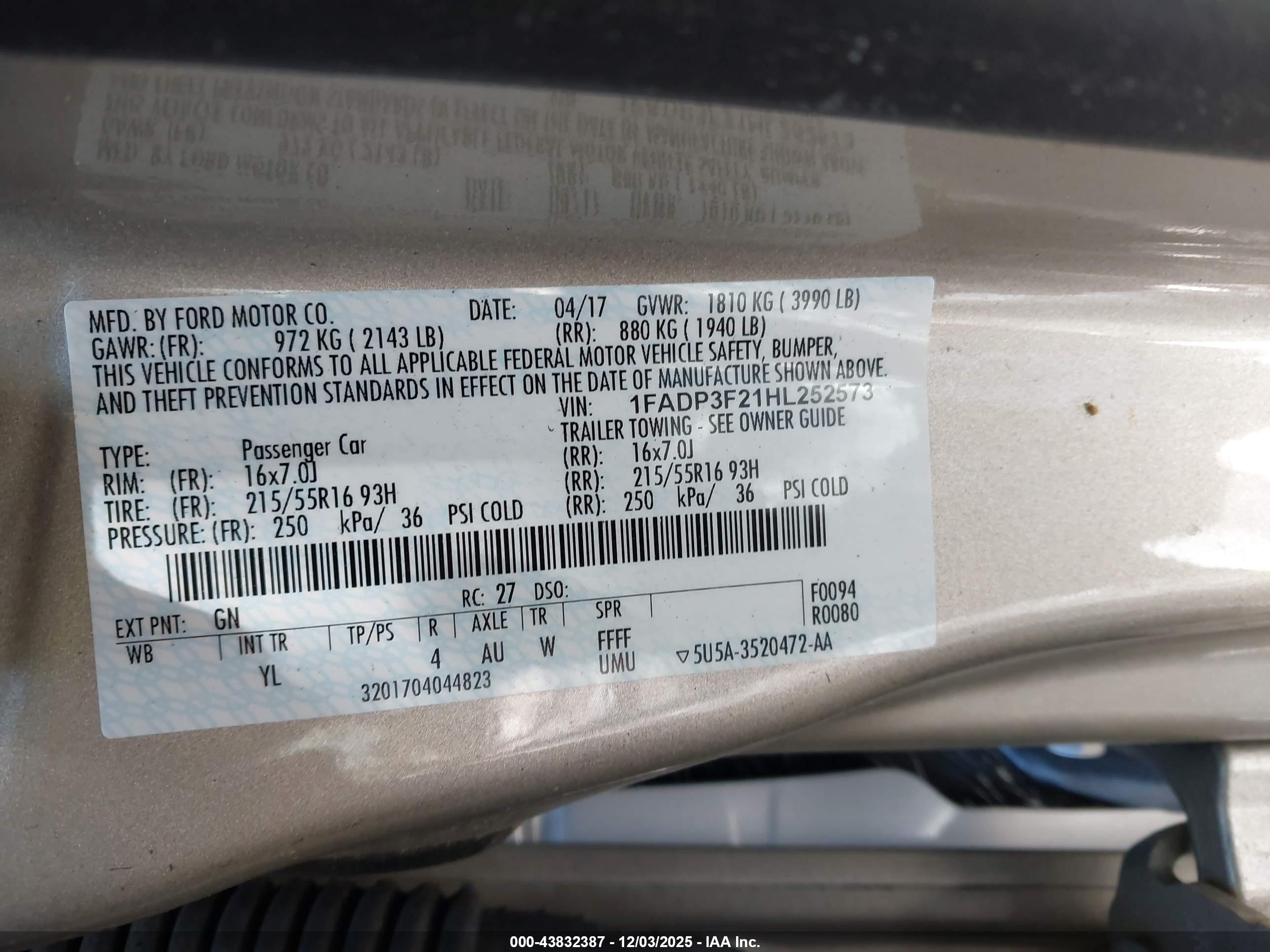 FORD FOCUS image 9