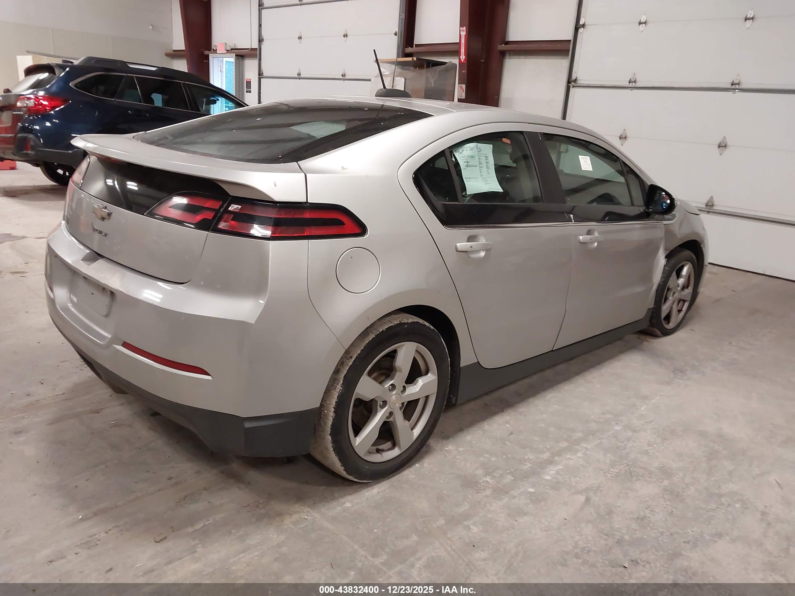 CHEVROLET VOLT image 4