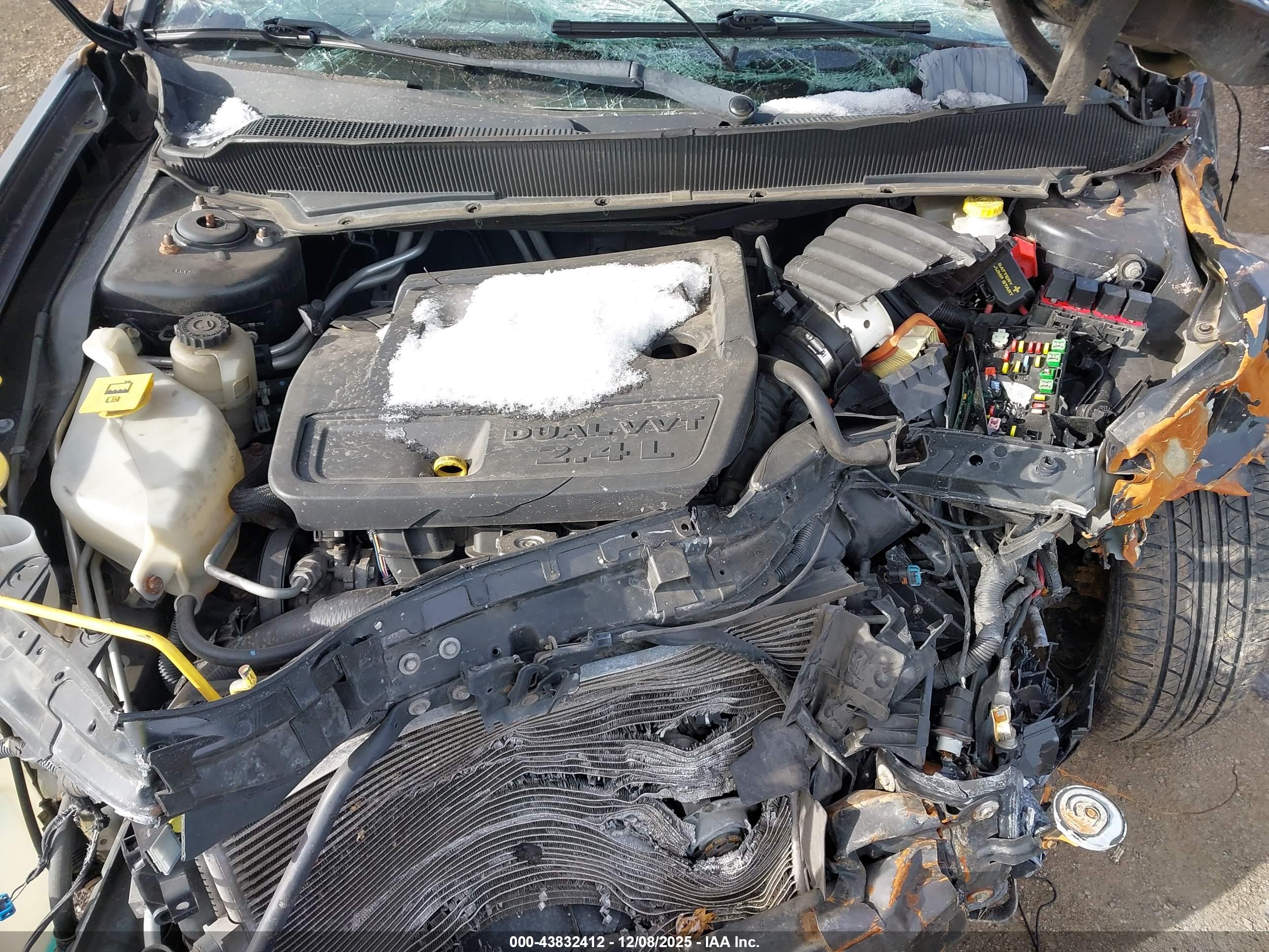 DODGE AVENGER image 10