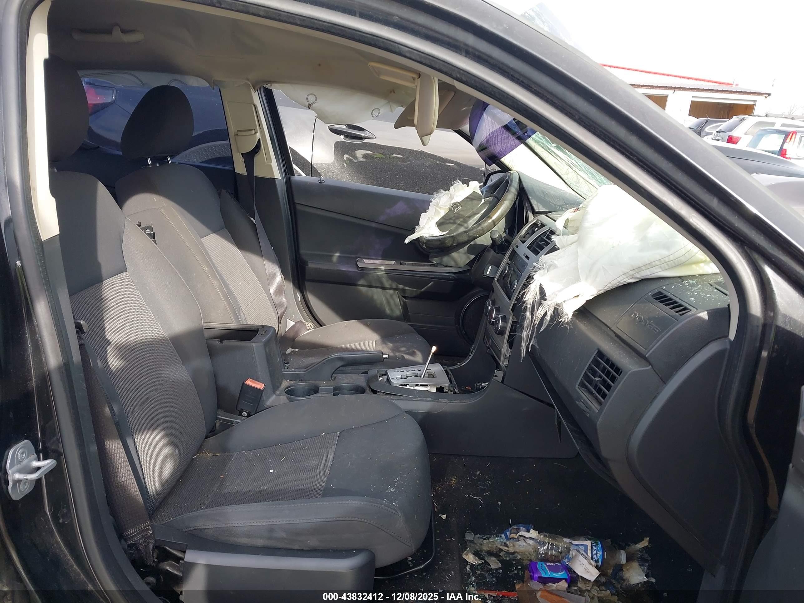 DODGE AVENGER image 5