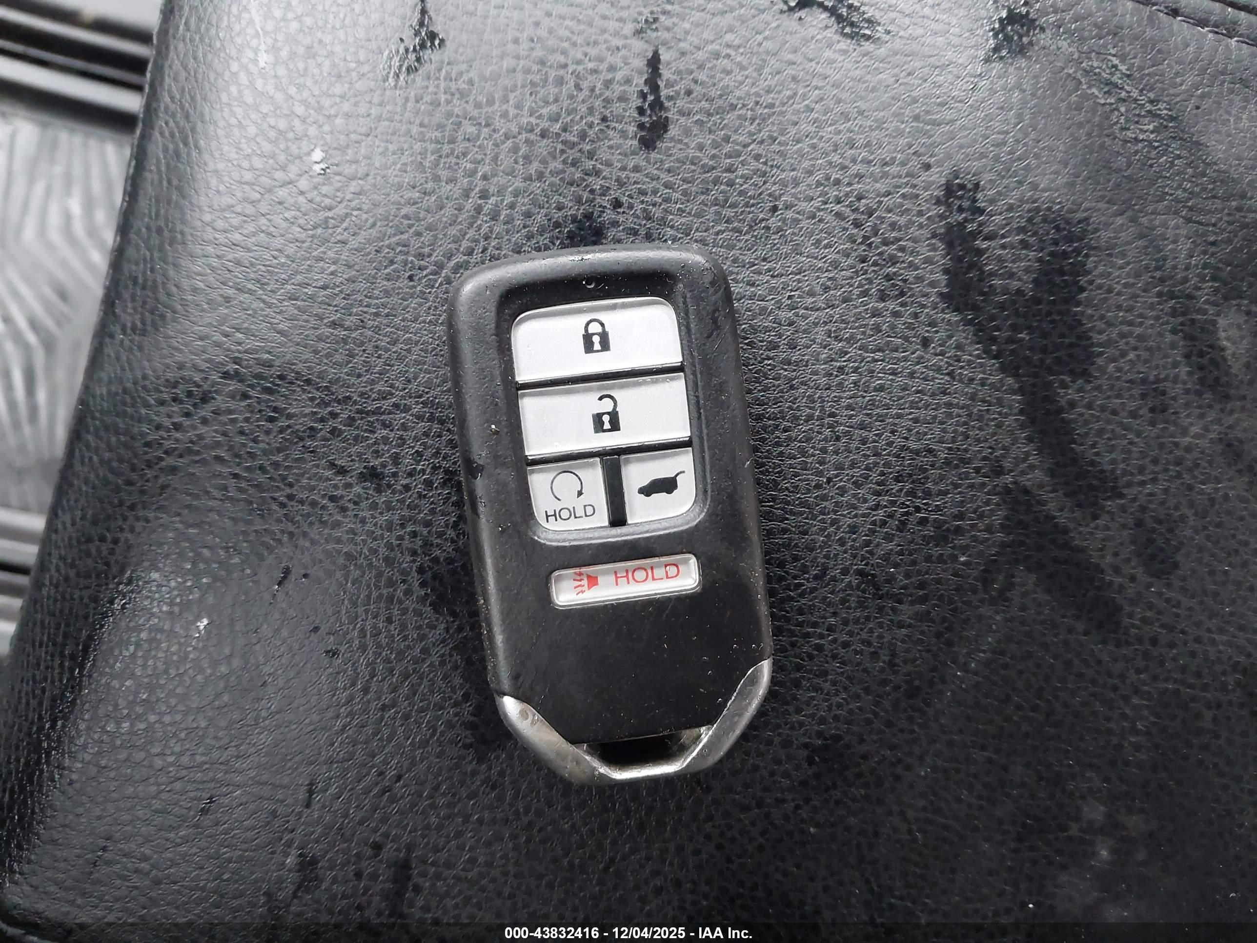 HONDA CR-V image 11