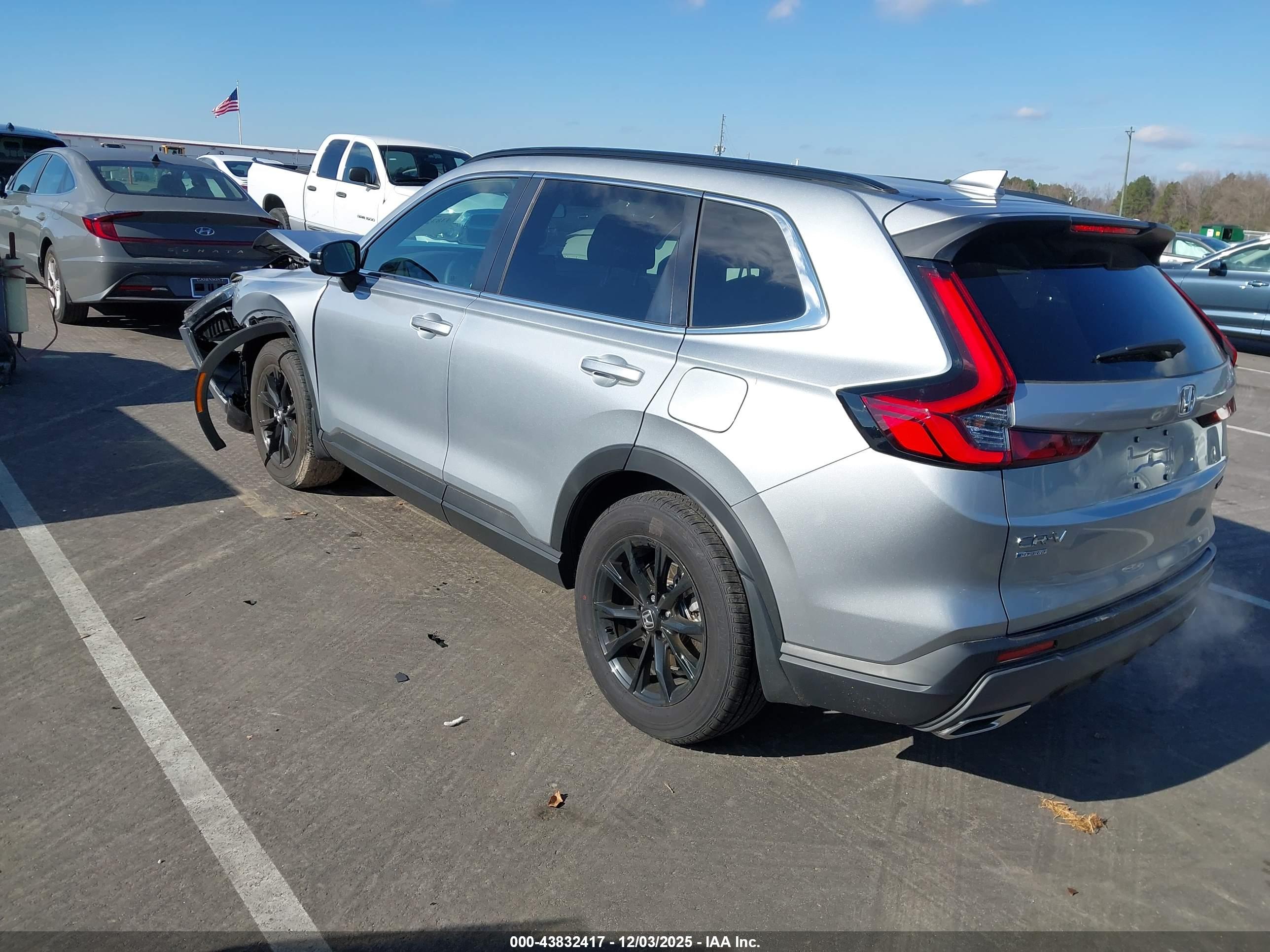 HONDA CR-V image 3