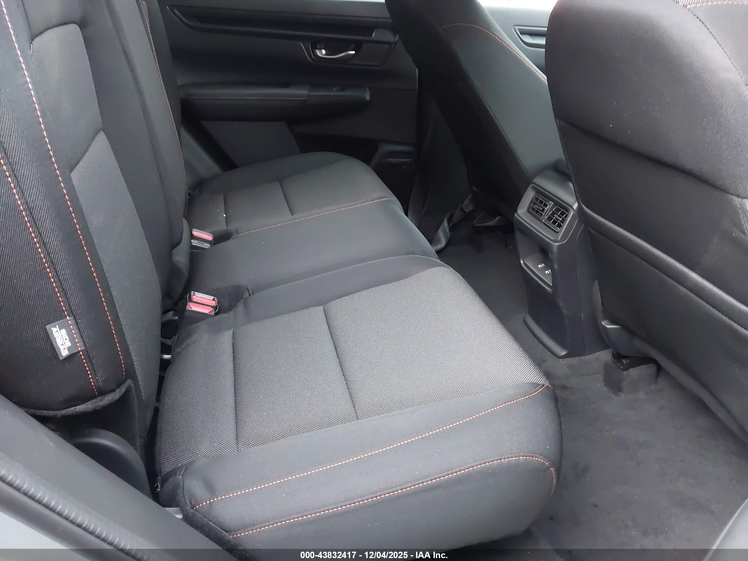 HONDA CR-V image 8