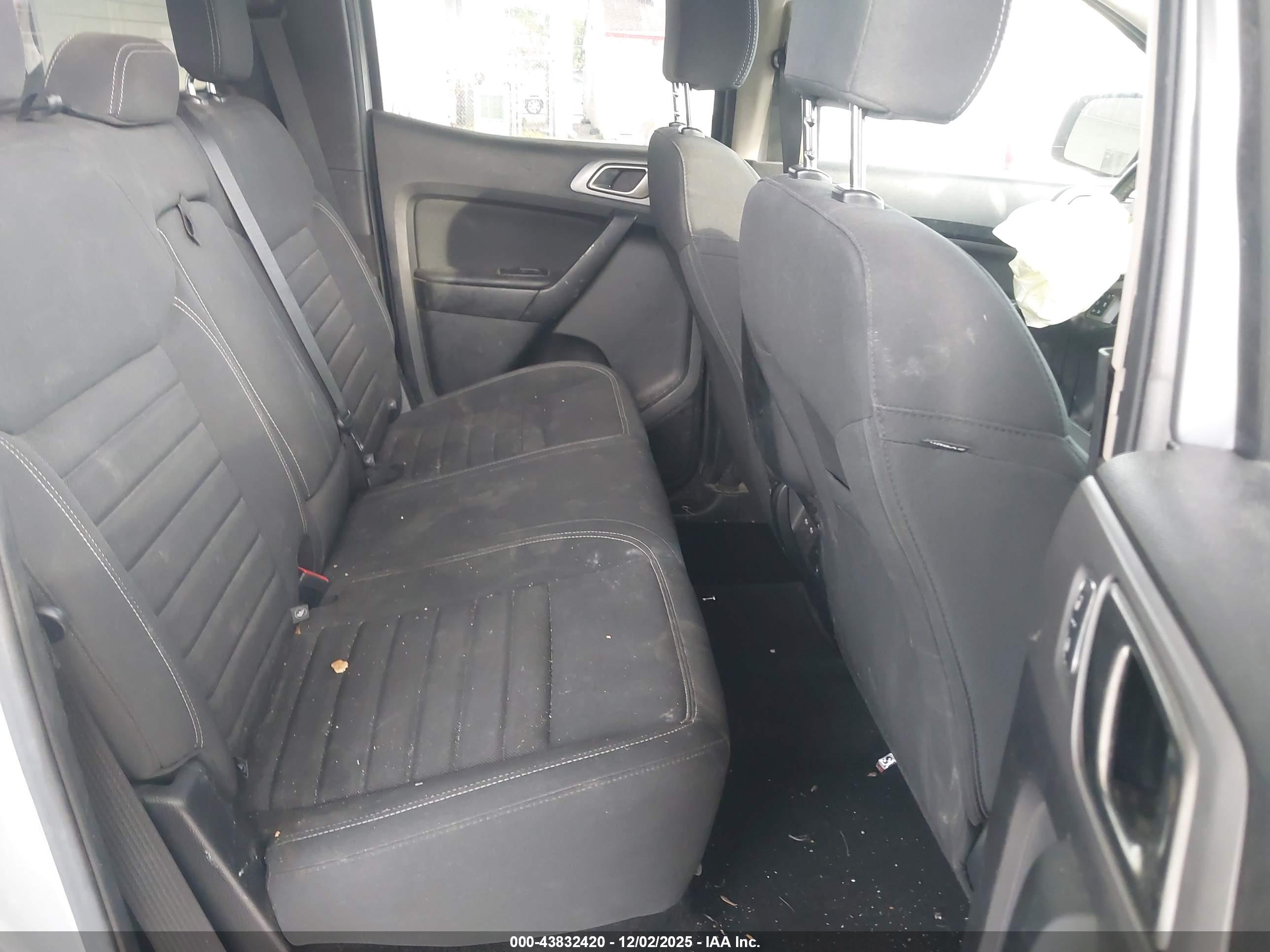 FORD RANGER image 8