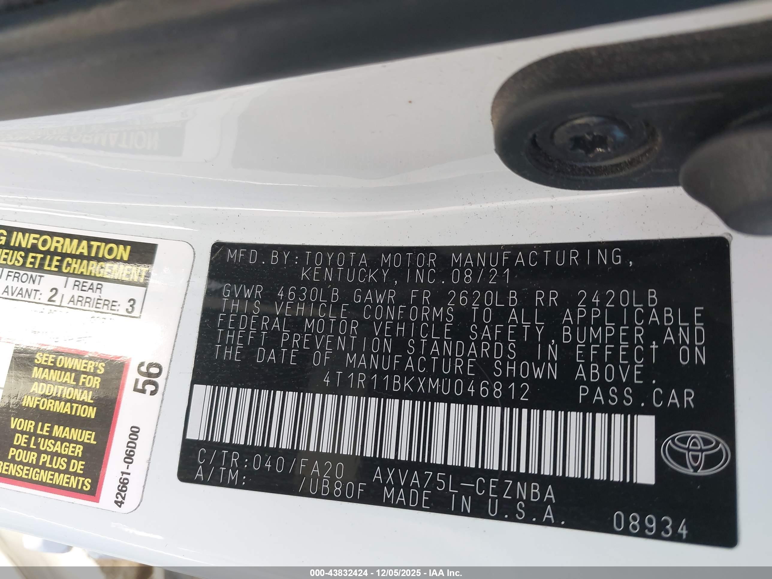 TOYOTA CAMRY image 9