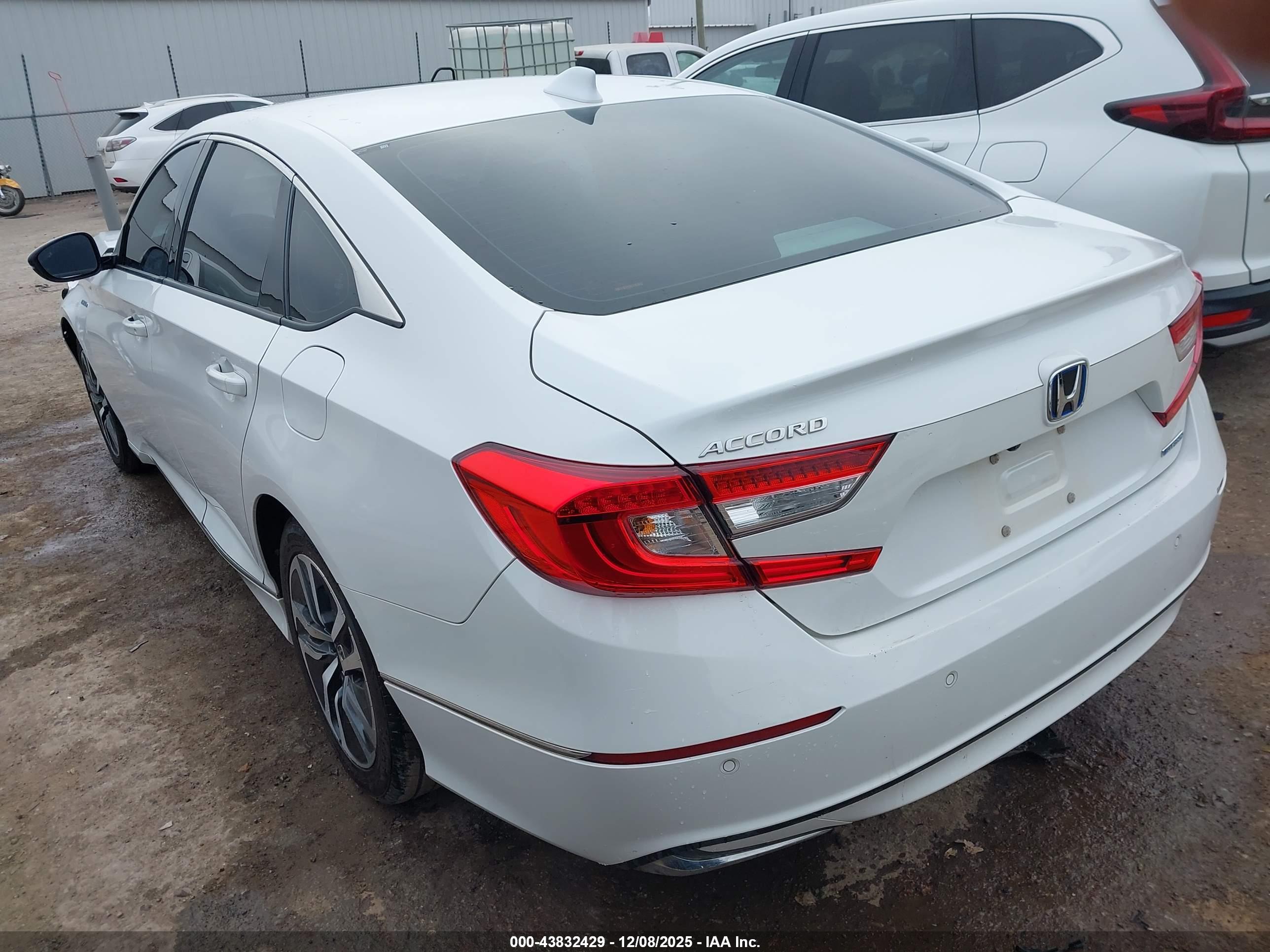HONDA ACCORD image 3
