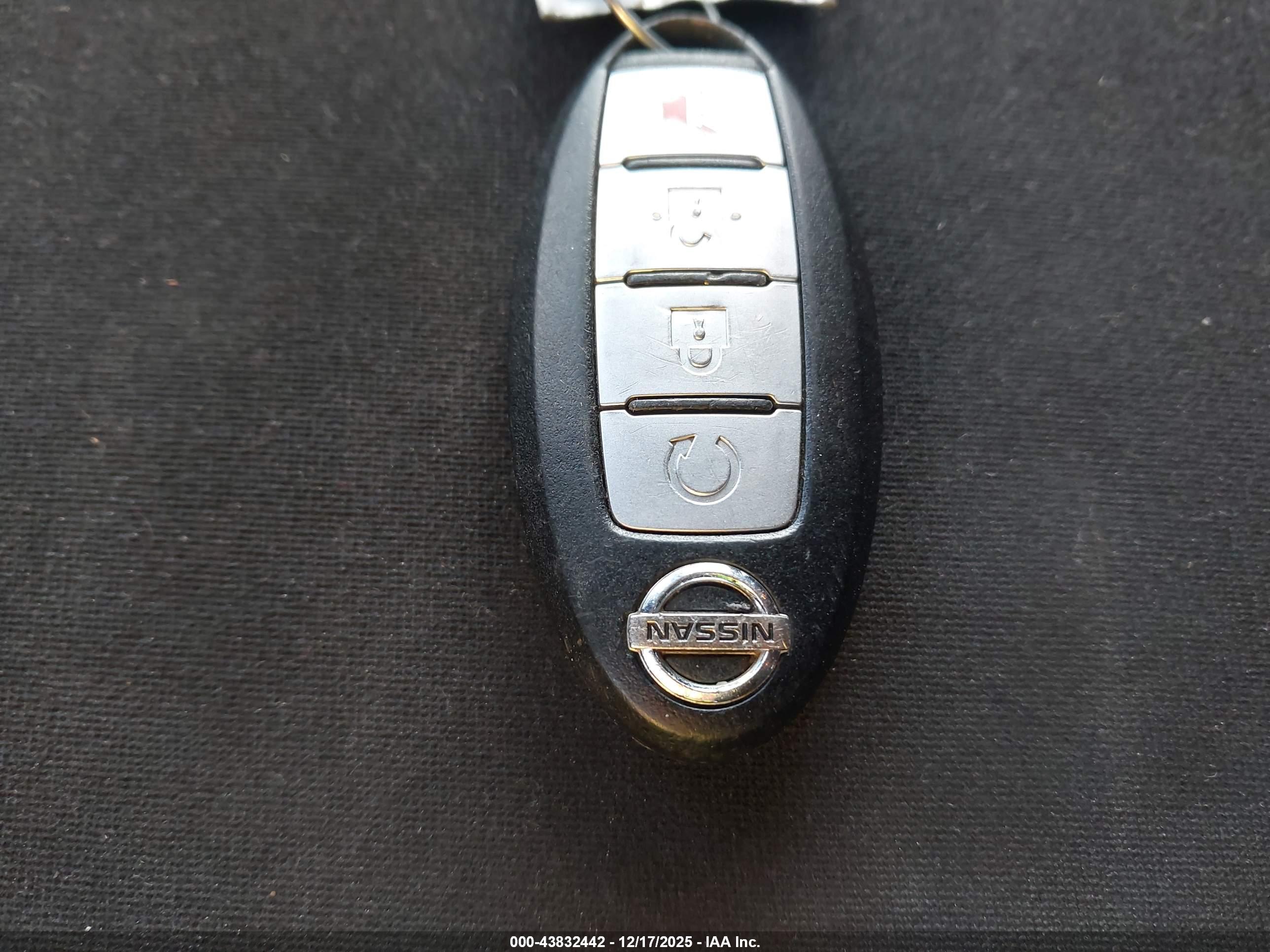 NISSAN PATHFINDER image 11