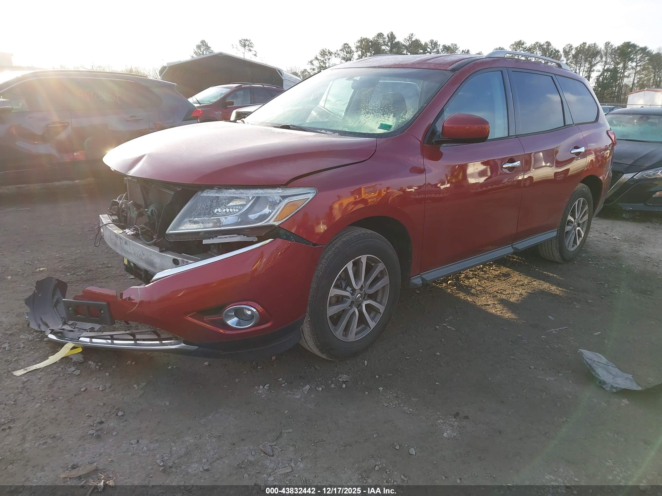NISSAN PATHFINDER image 2