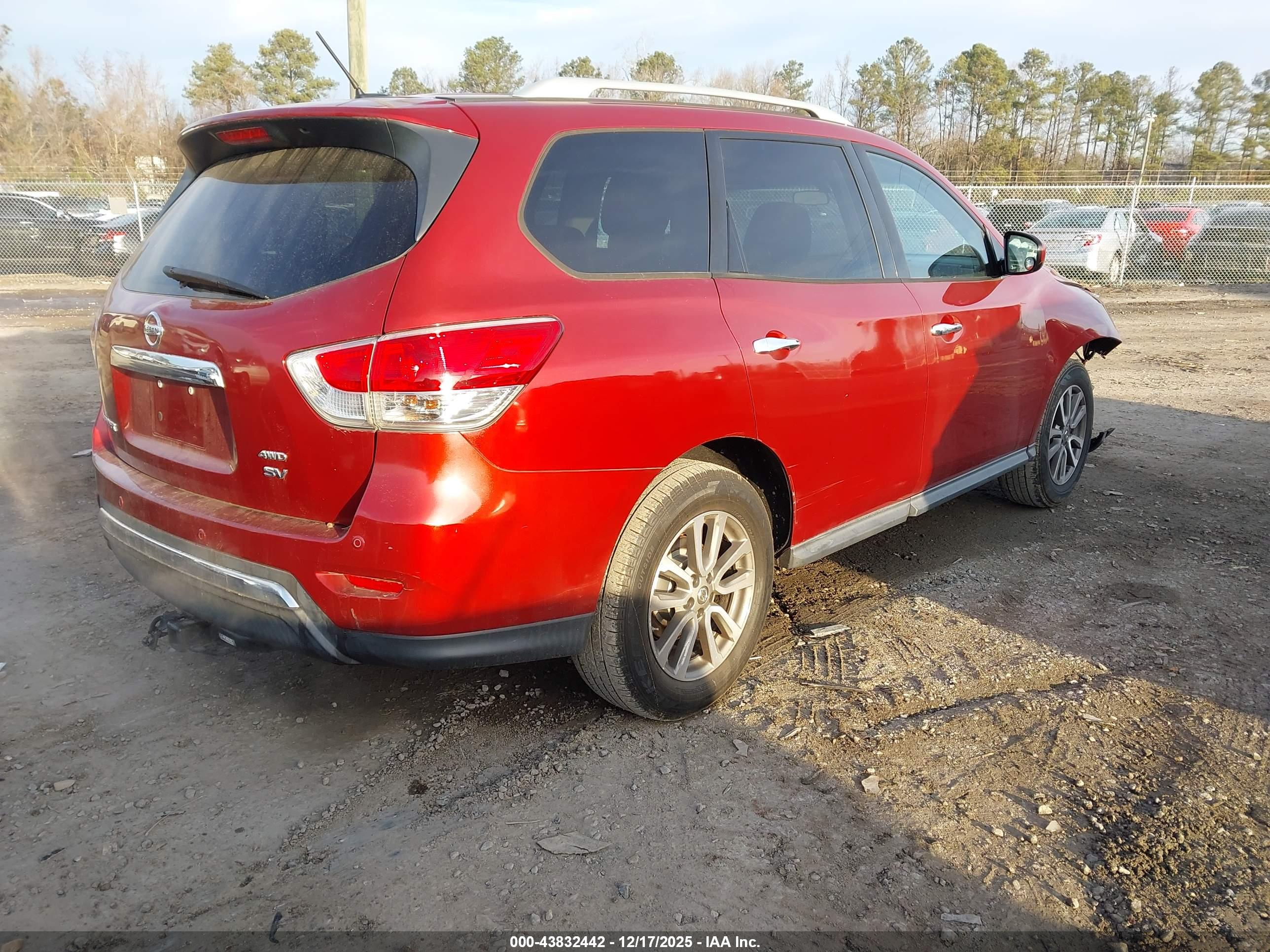 NISSAN PATHFINDER image 4