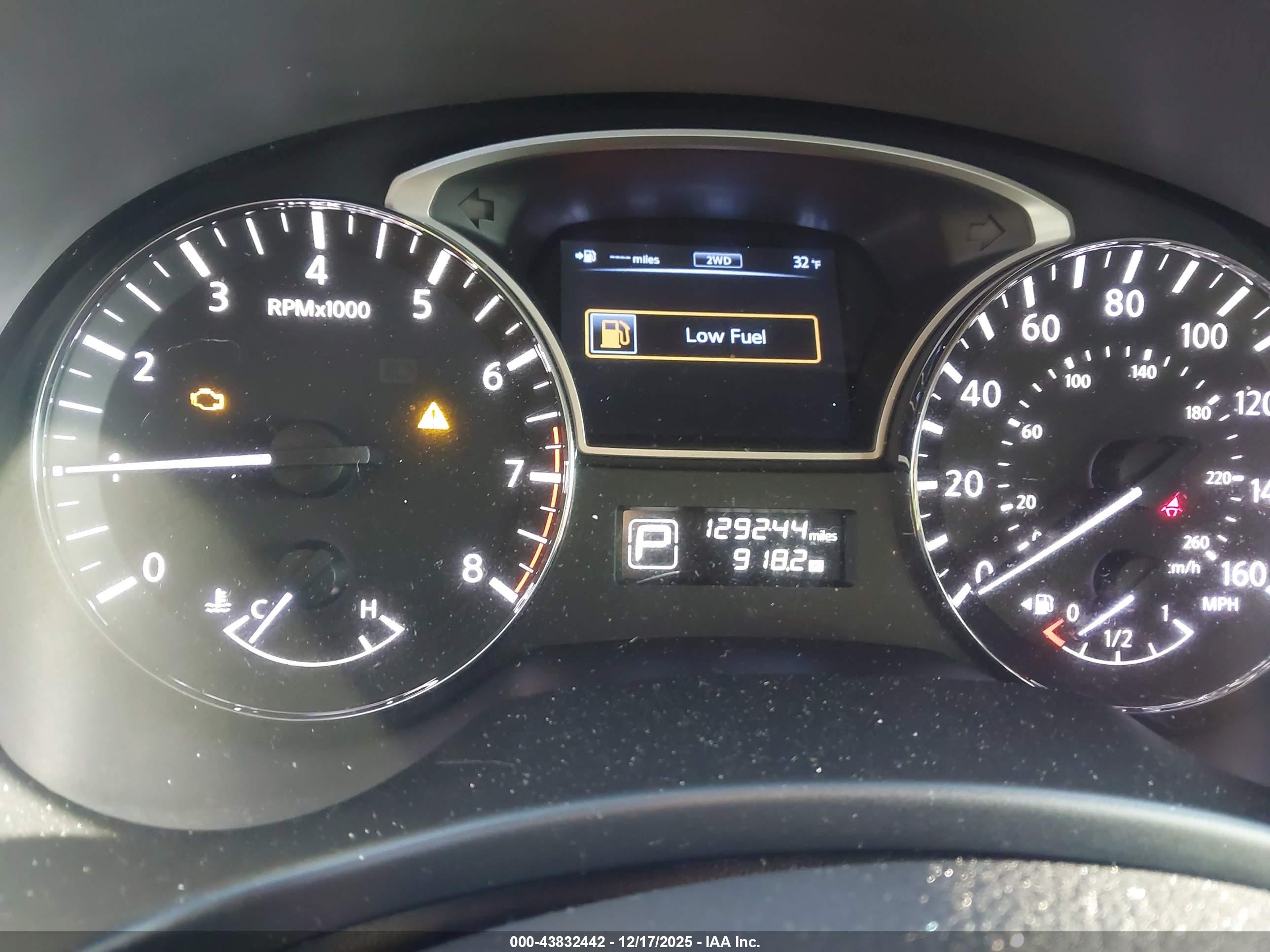 NISSAN PATHFINDER image 7
