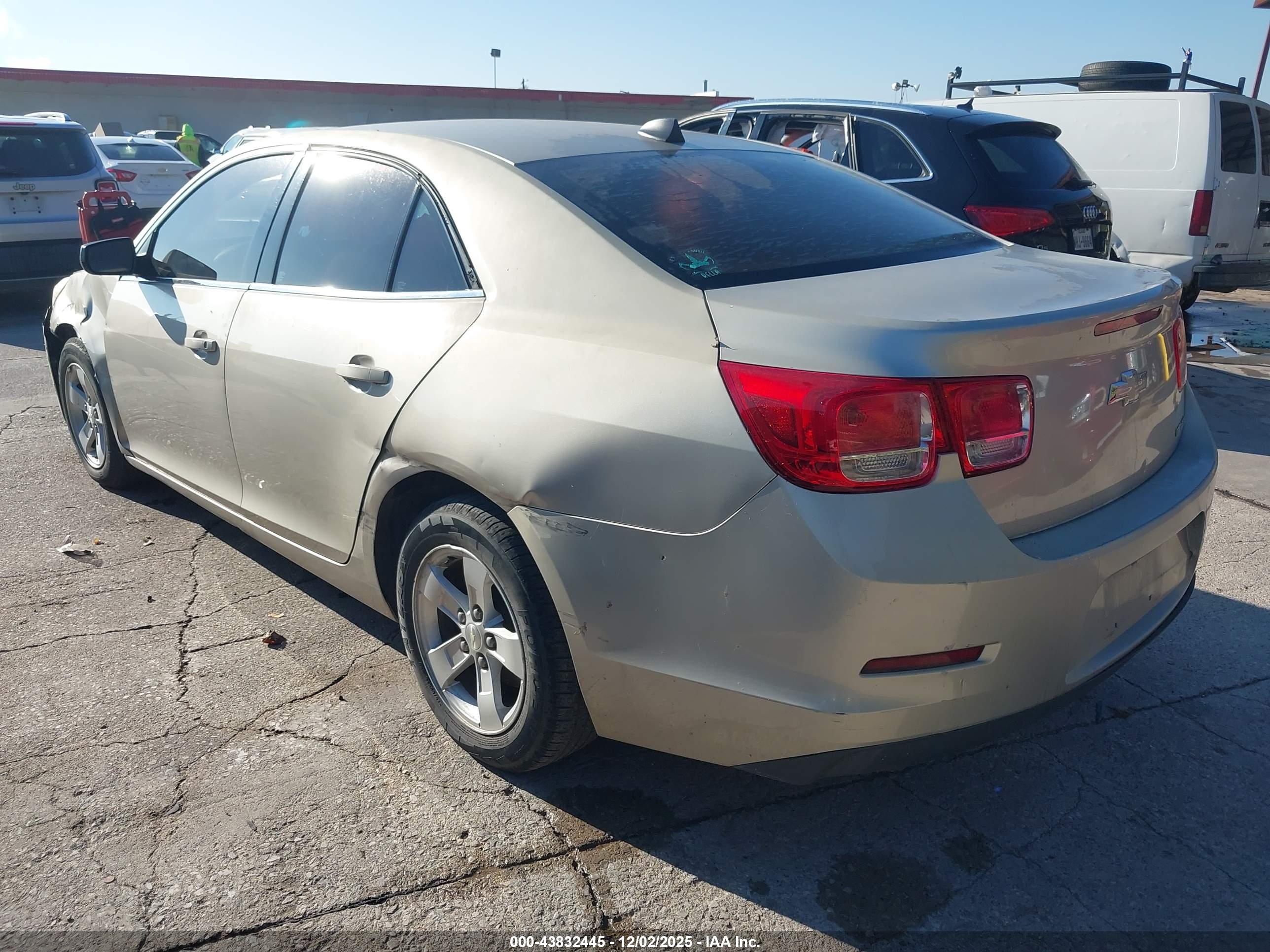 CHEVROLET MALIBU image 3