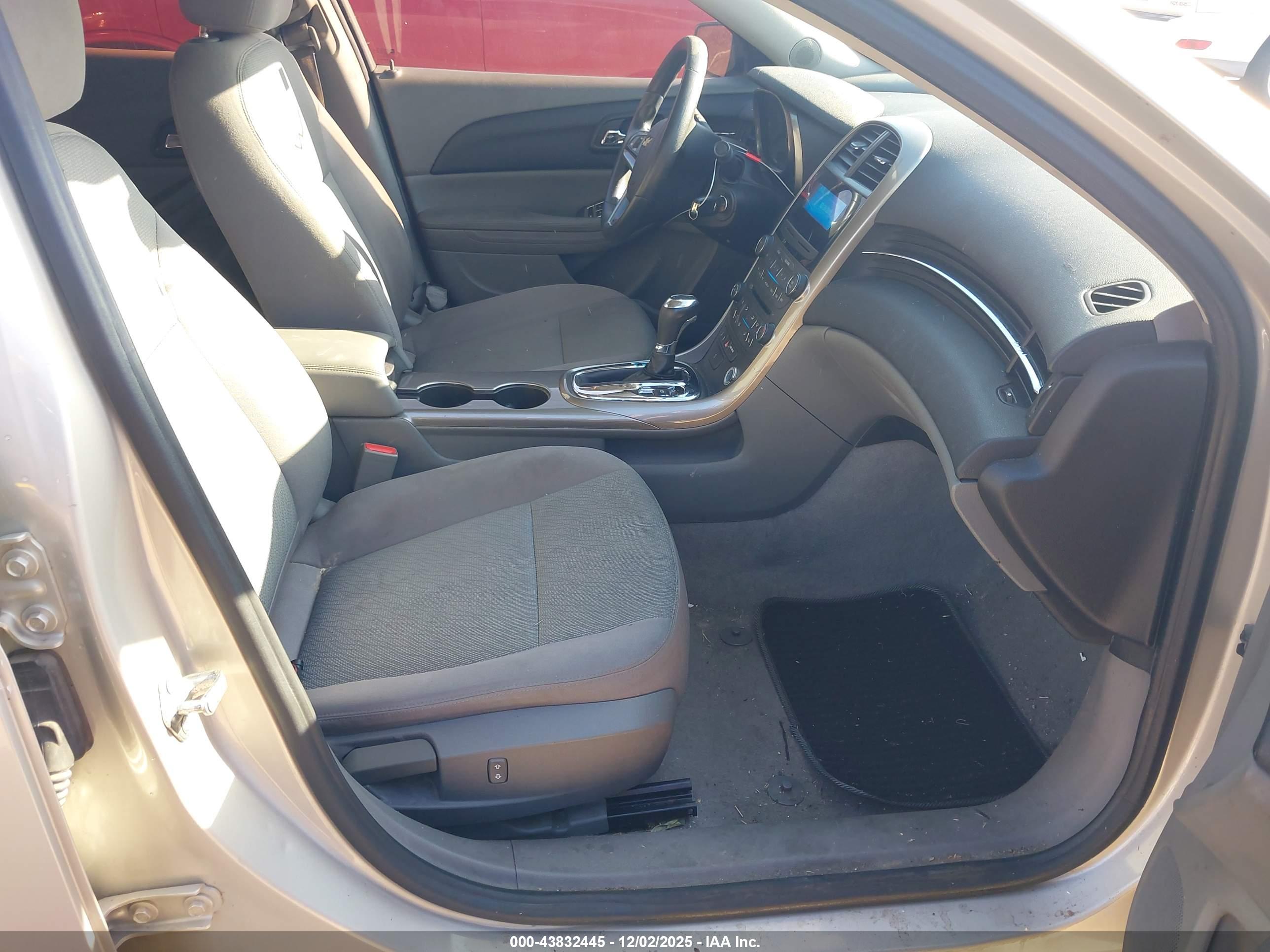 CHEVROLET MALIBU image 5