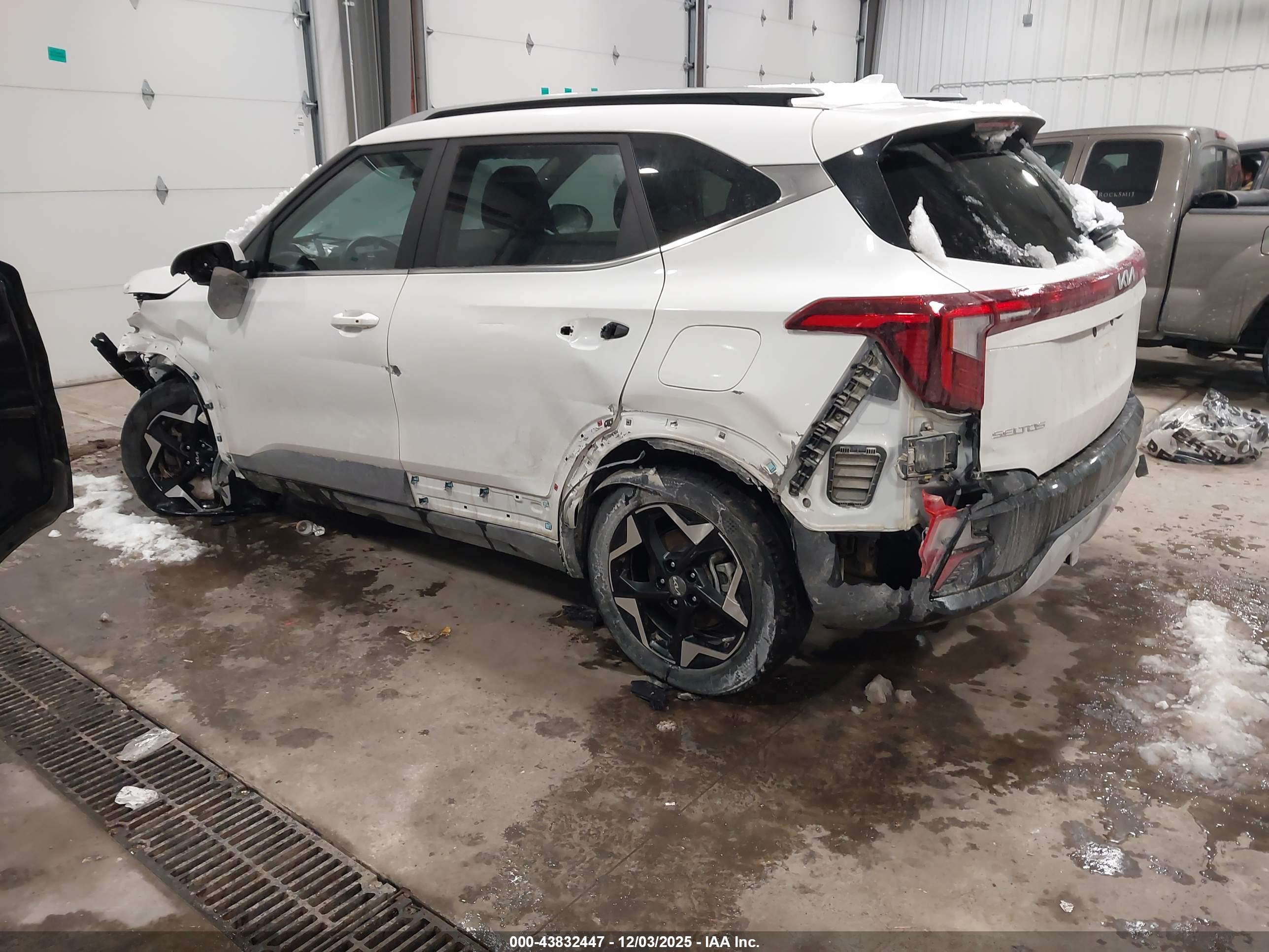 KIA SELTOS image 3