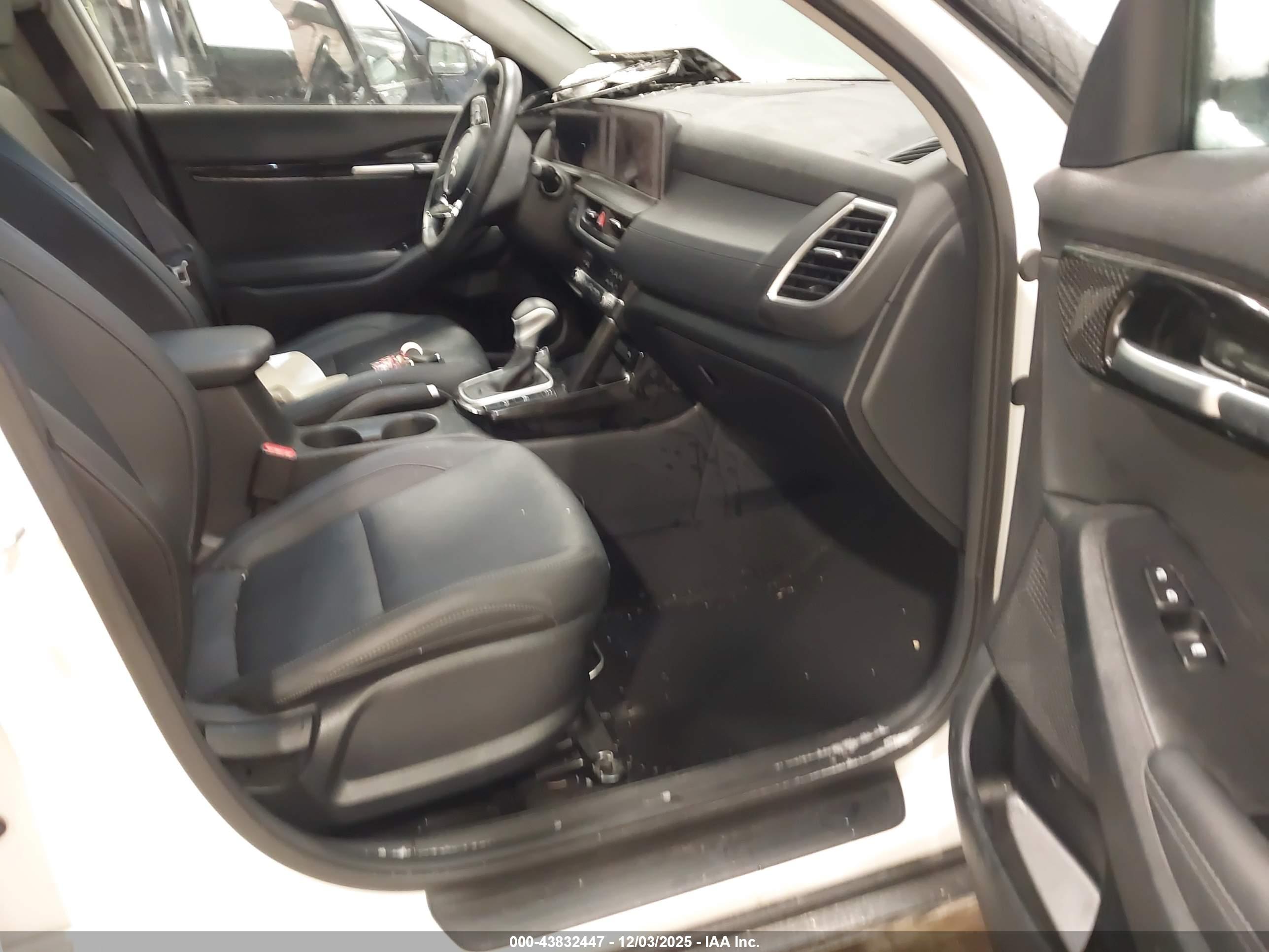 KIA SELTOS image 5