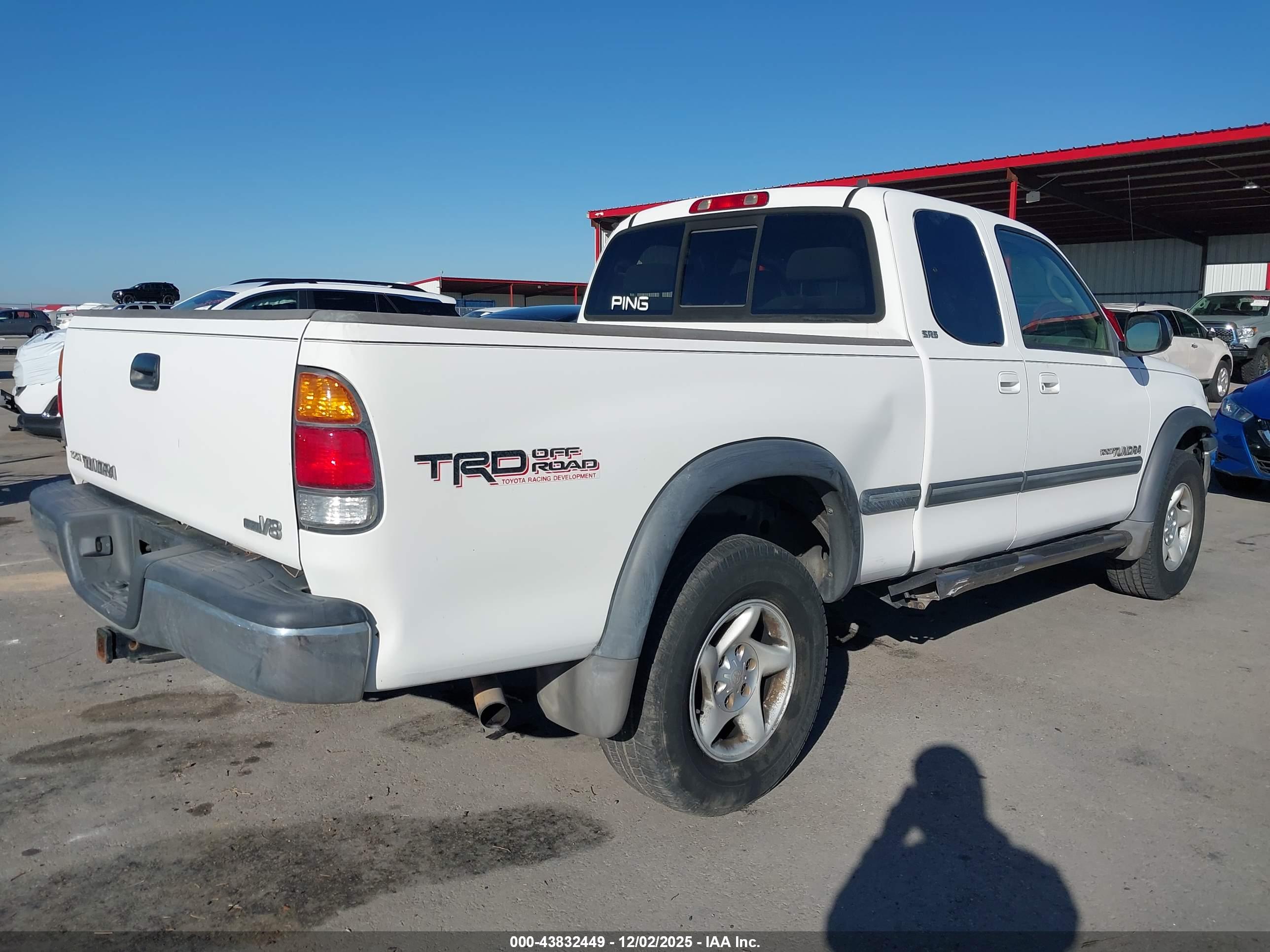 TOYOTA TUNDRA image 4