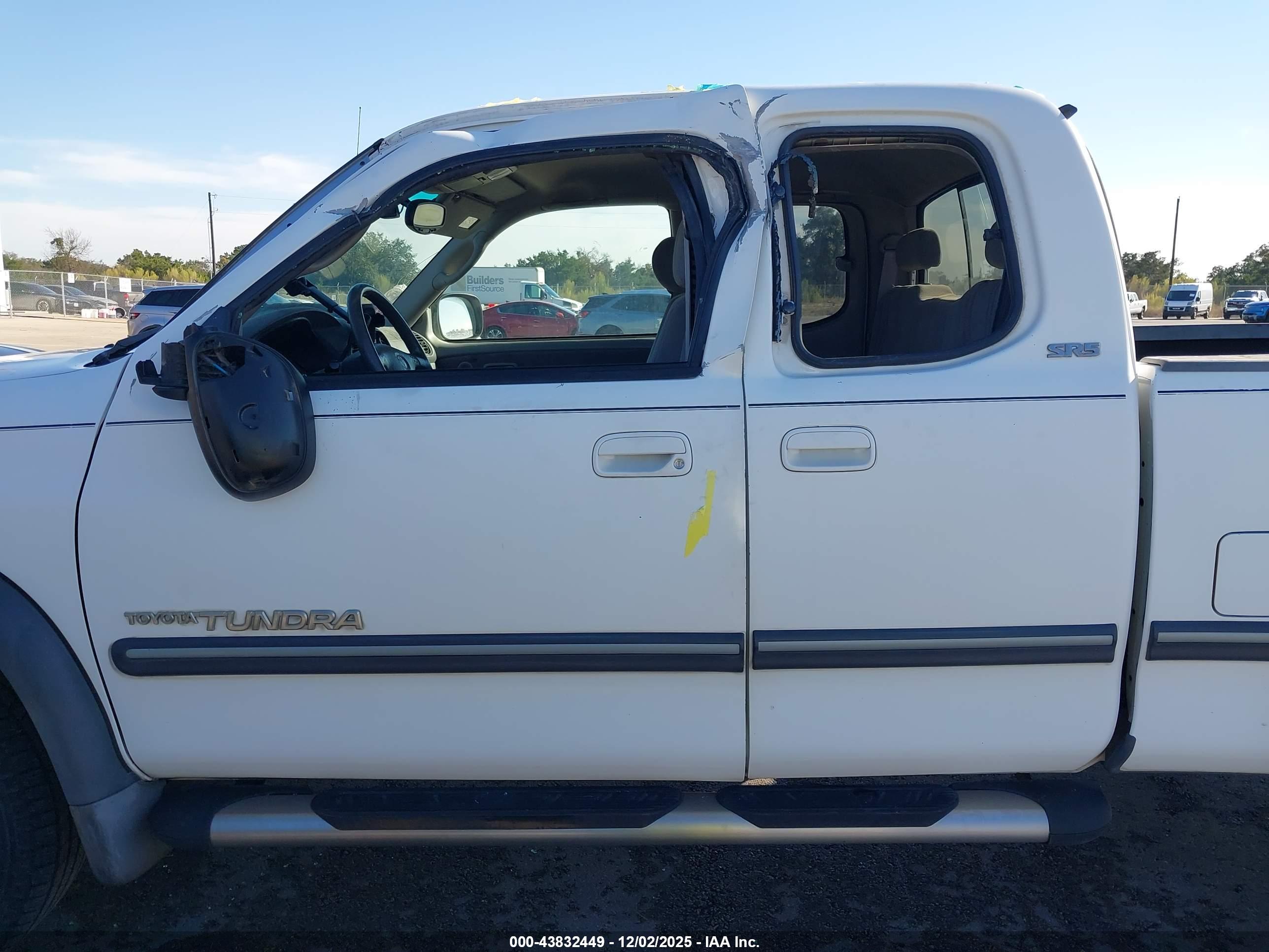 TOYOTA TUNDRA image 6
