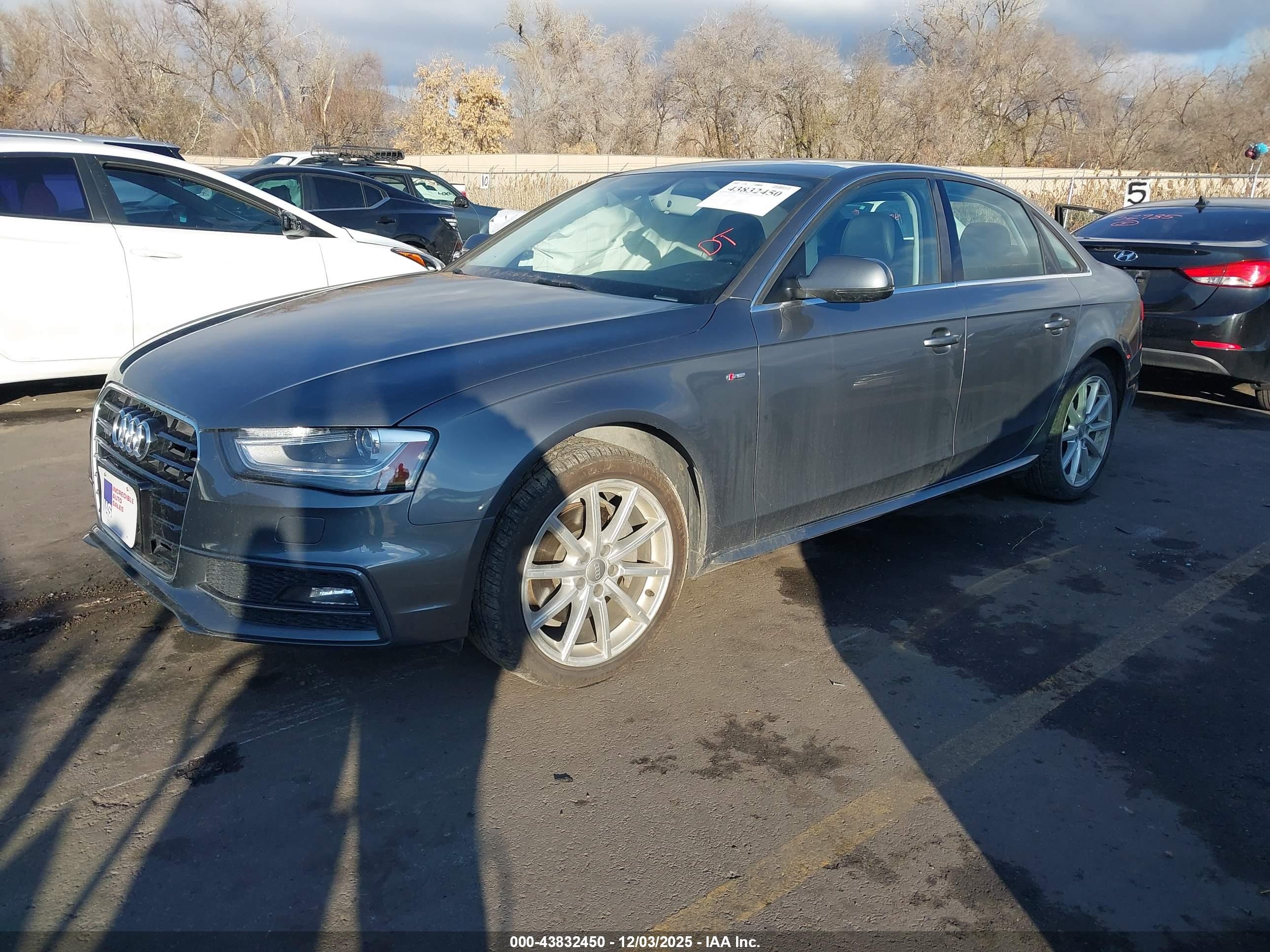AUDI A4 image 2