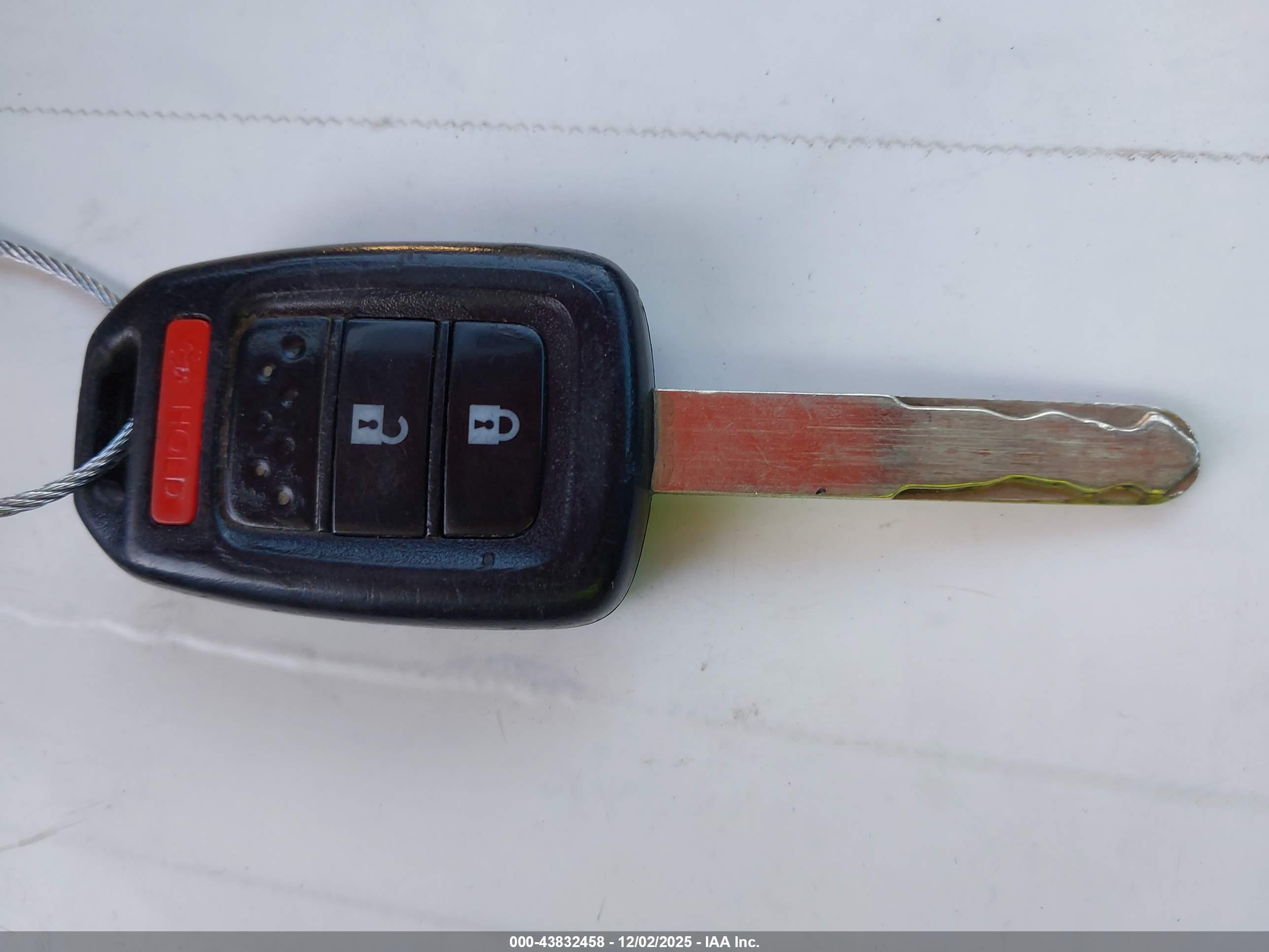 HONDA CR-V image 11