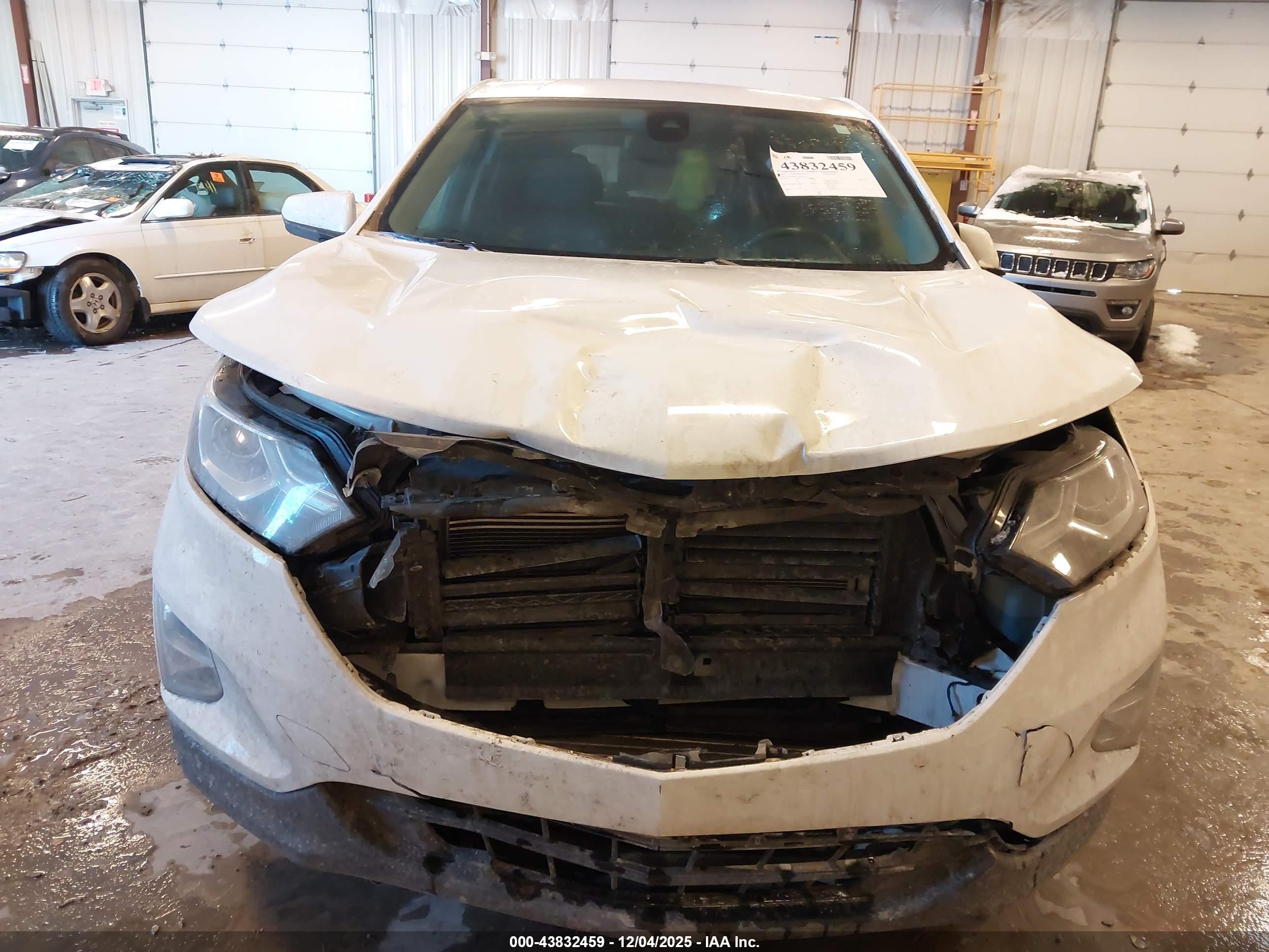 CHEVROLET EQUINOX image 6