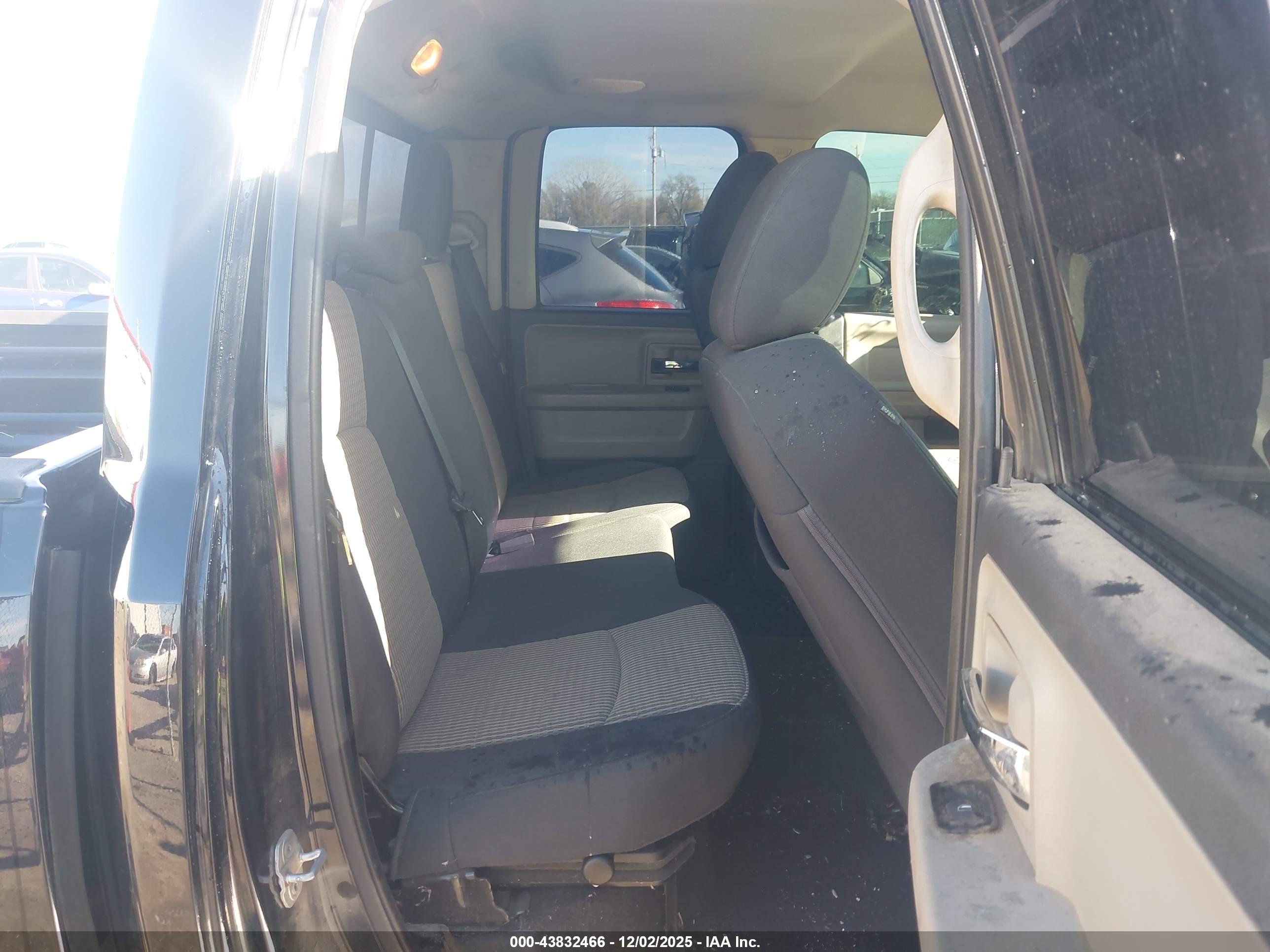 RAM 1500 image 8