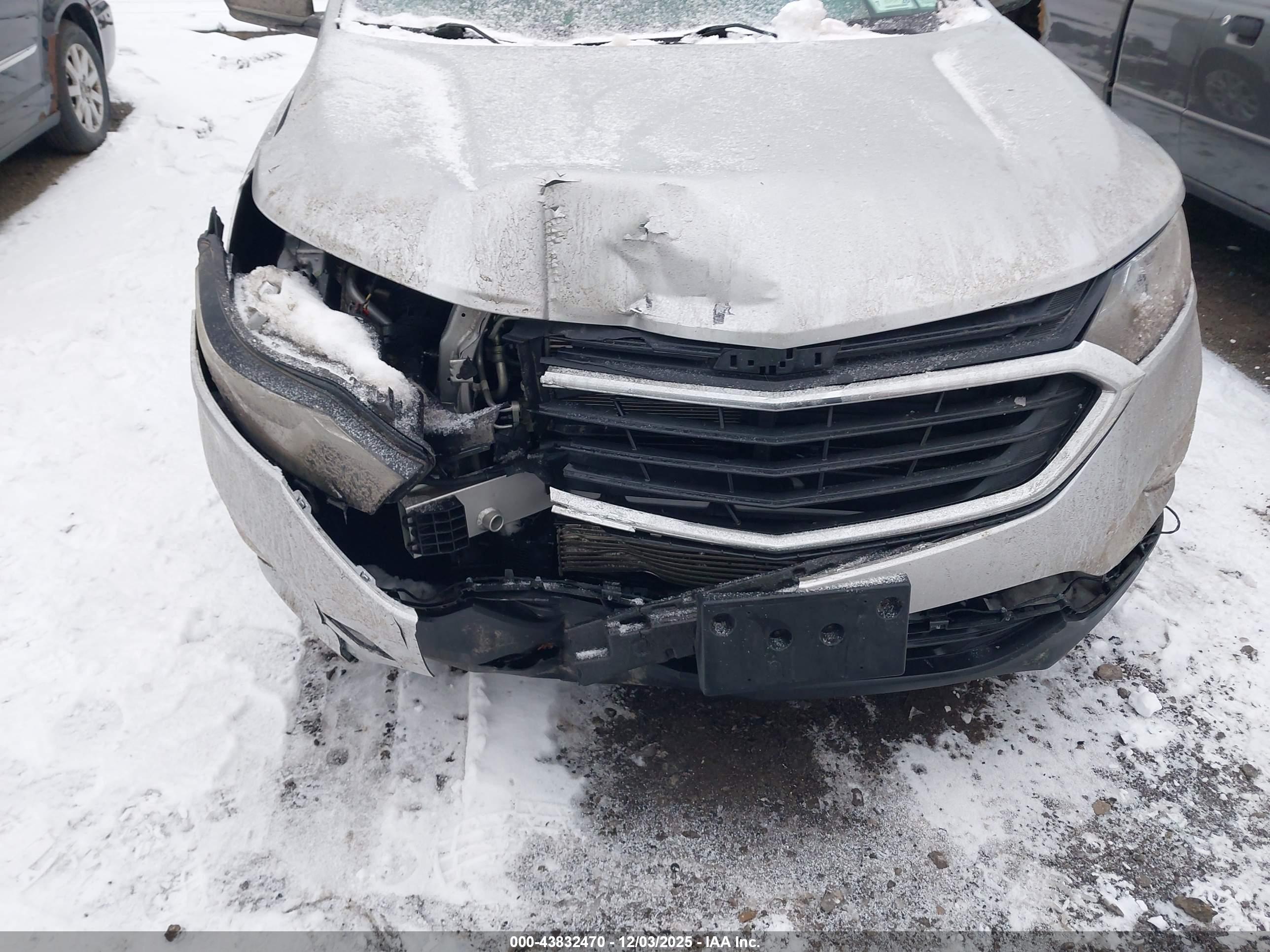 CHEVROLET EQUINOX image 6